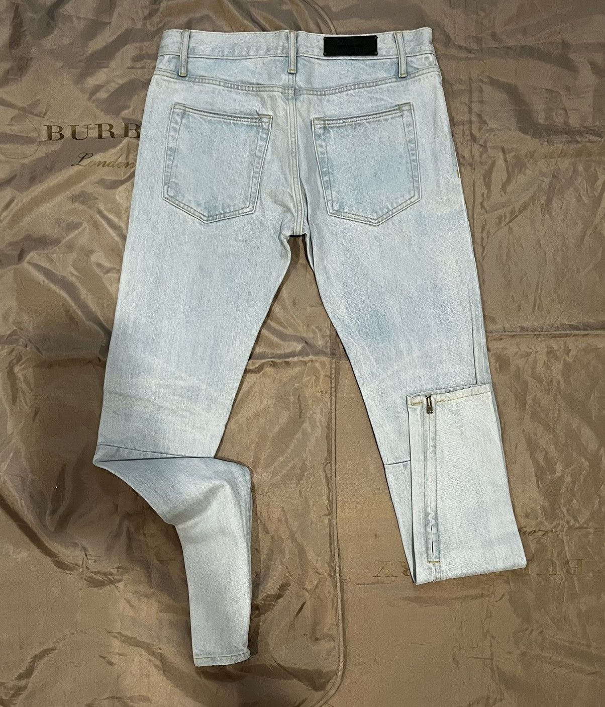 Fear of God Fear of God Blue Distressed Zipped Hem Slim Fit size 32 Size US 32 / EU 48 - 10 Thumbnail