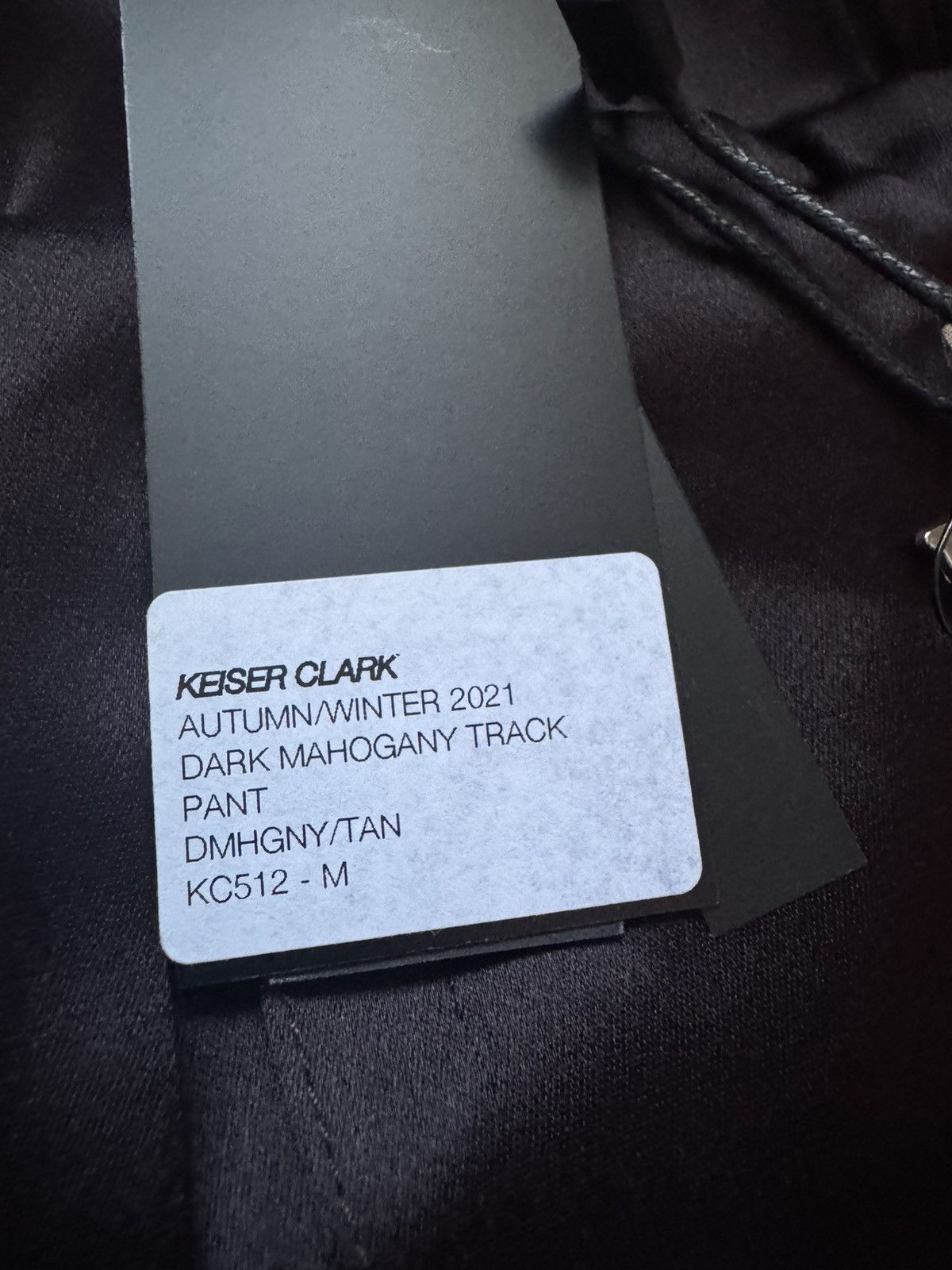 Keiser Clark KEISER CLARK pants sizes in photos SHOWN BY TAPE MEASURE Size US 29 - 10 Thumbnail
