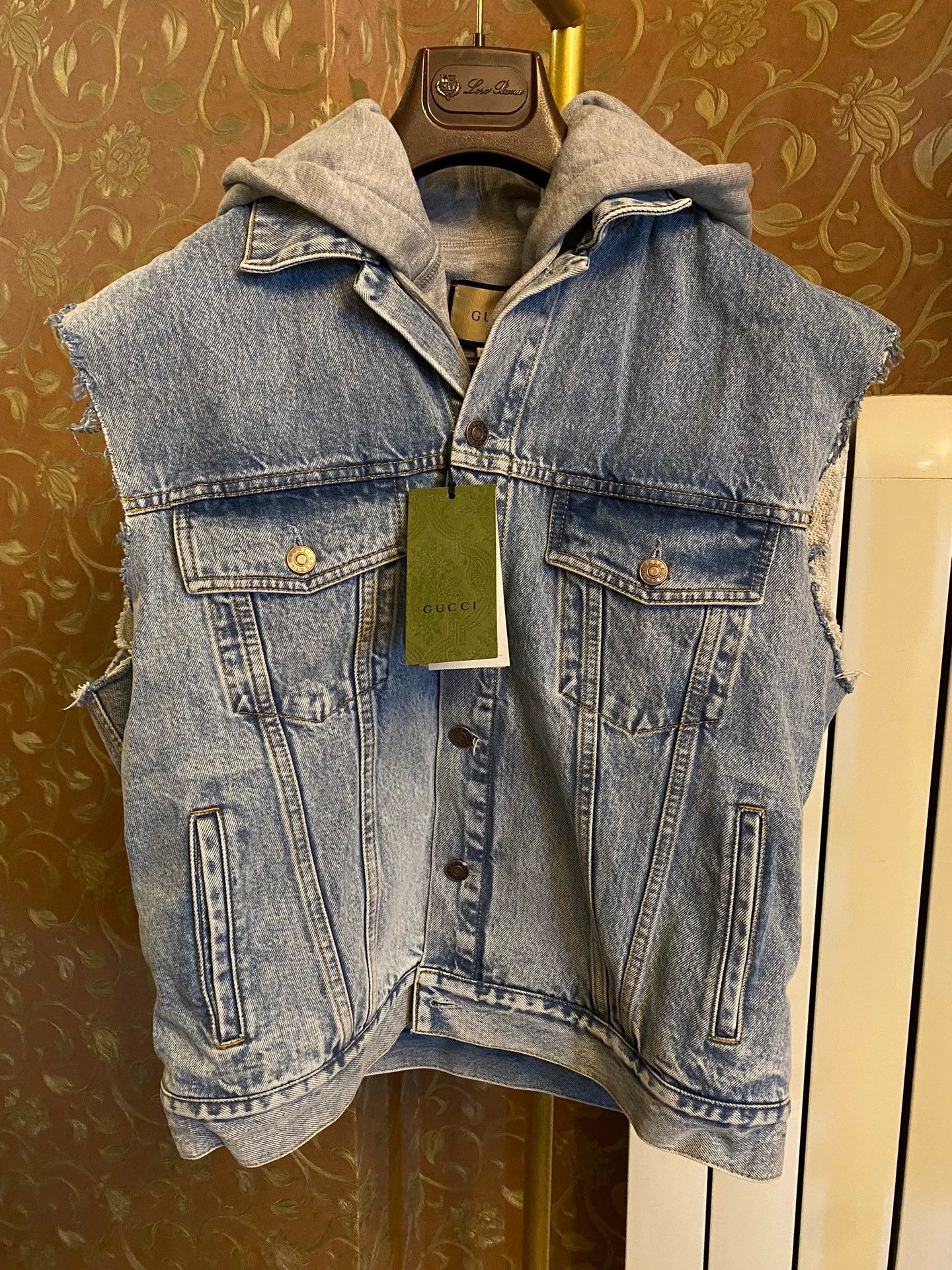 Gucci GUCCI Denim Embroidered Vest Size US M / EU 48-50 / 2 - 1 Thumbnail