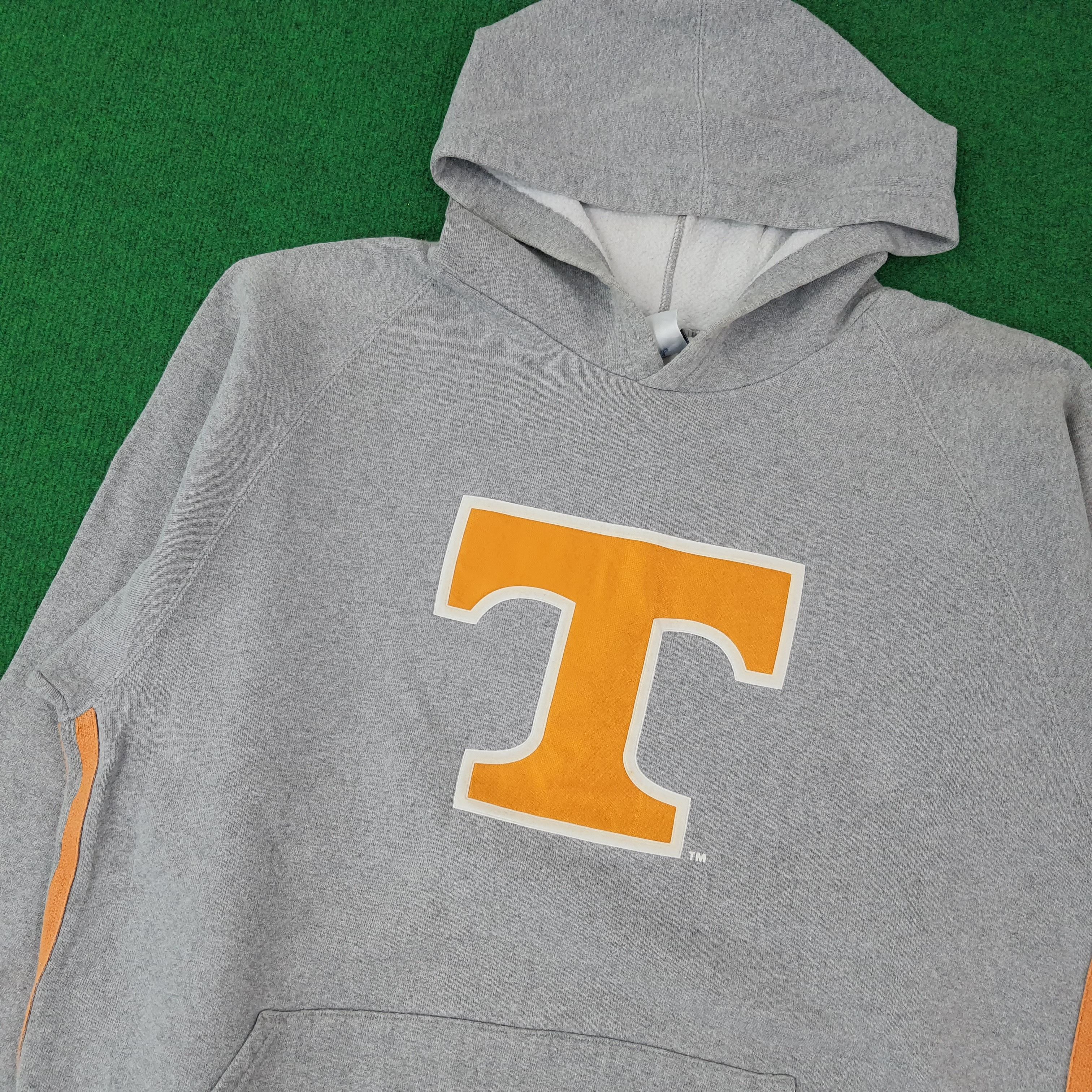 Adidas Vintage Adidas University of Tennessee Vols Hoodie C256N8 Size US XL / EU 56 / 4 - 2 Thumbnail