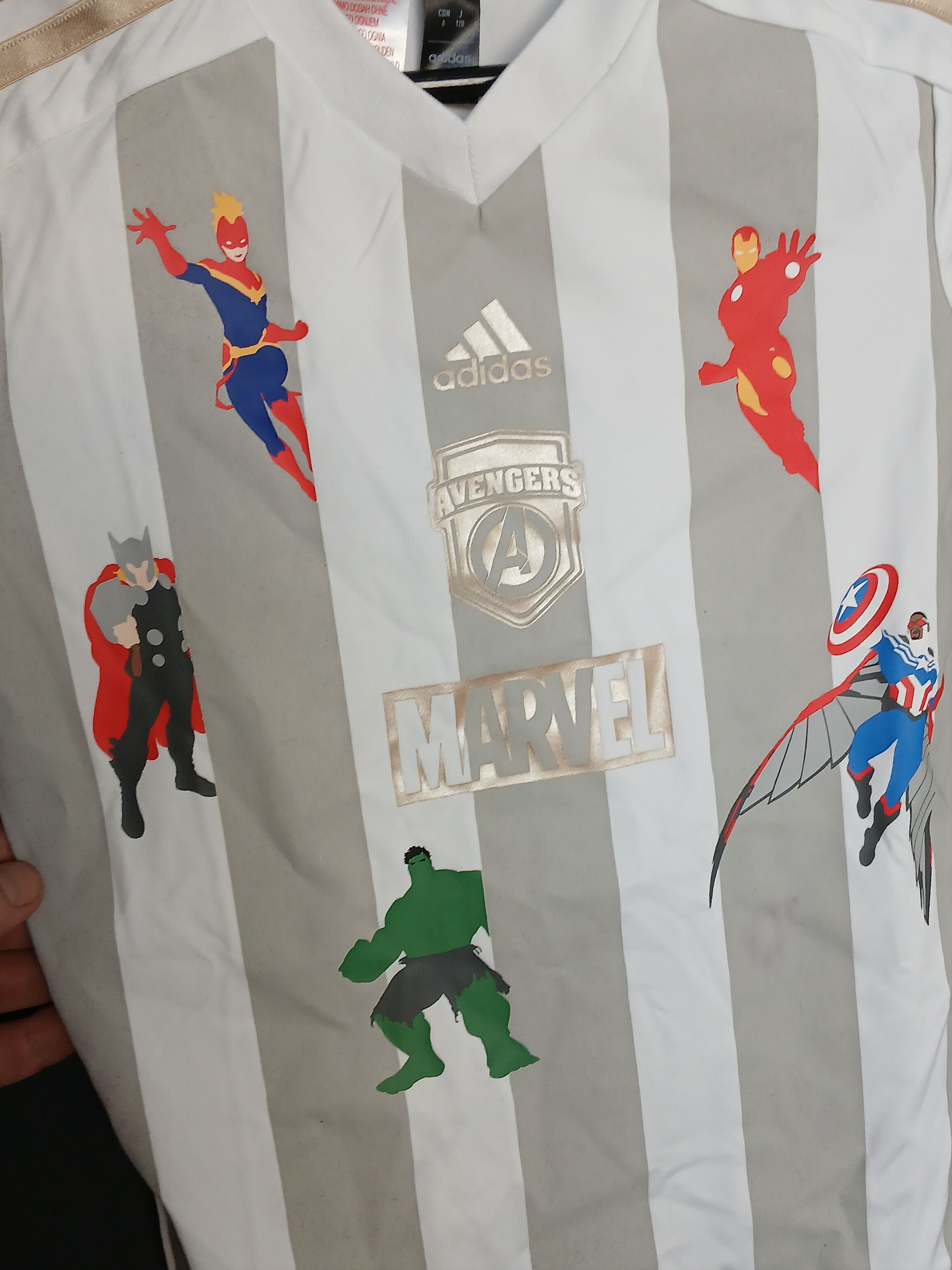 Adidas KIDS Adidas Marvel Avengers Football Jersey T-Shirt Size US XXS / EU 40 - 3 Thumbnail