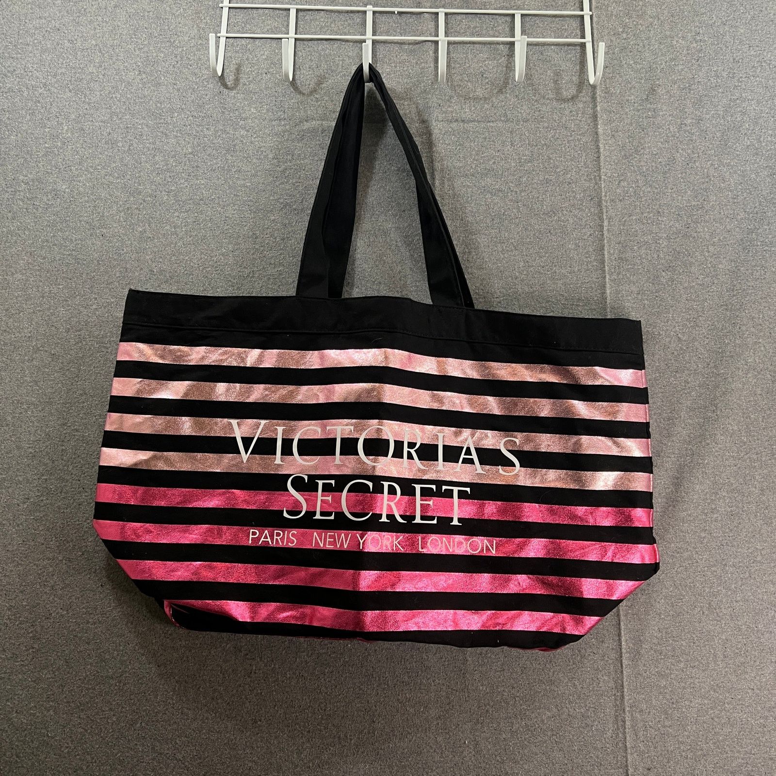 Victoria's Secret Victoria's Secret Women Tote Pink Handbags Size ONE SIZE - 1 Thumbnail