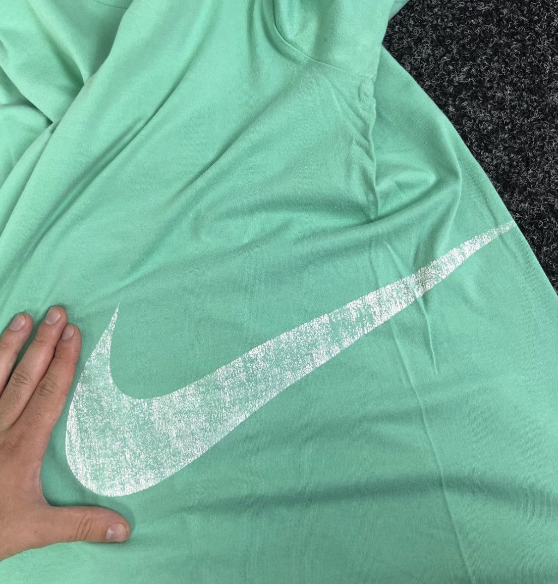 Nike Nike vintage t-shirt big swoosh 90s tee techwear drill Size US S / EU 44-46 / 1 - 5 Thumbnail