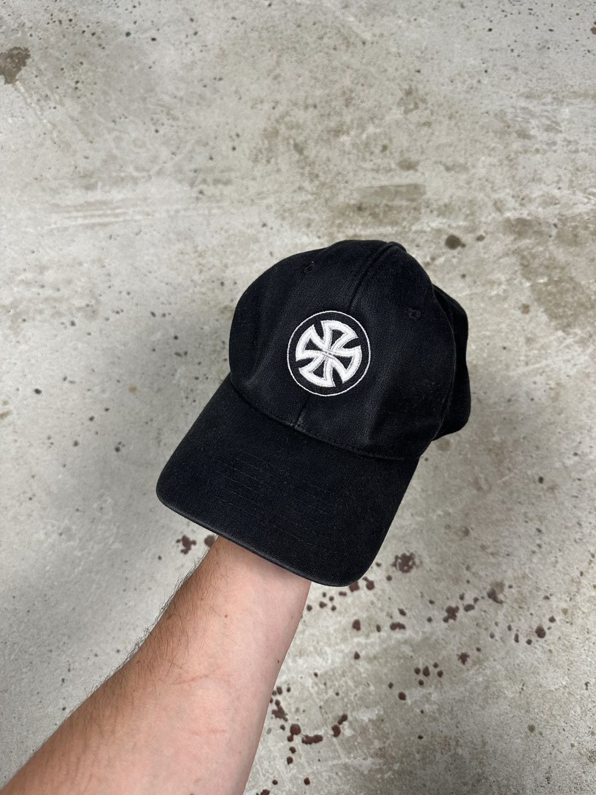 Independent Truck Co. Vintage Y2K Independent Truck Co Black Big Logo Hat Size ONE SIZE - 1 Thumbnail