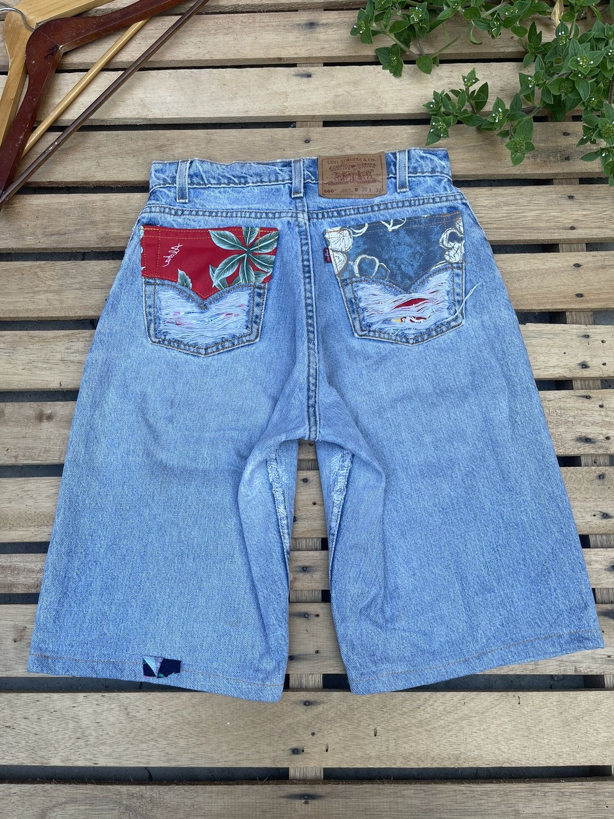 Levi's × Levi's Vintage Clothing 90s Vintage Levis 560 Distressed Denim Cropped Pants Size US 30 / EU 46 - 1 Thumbnail