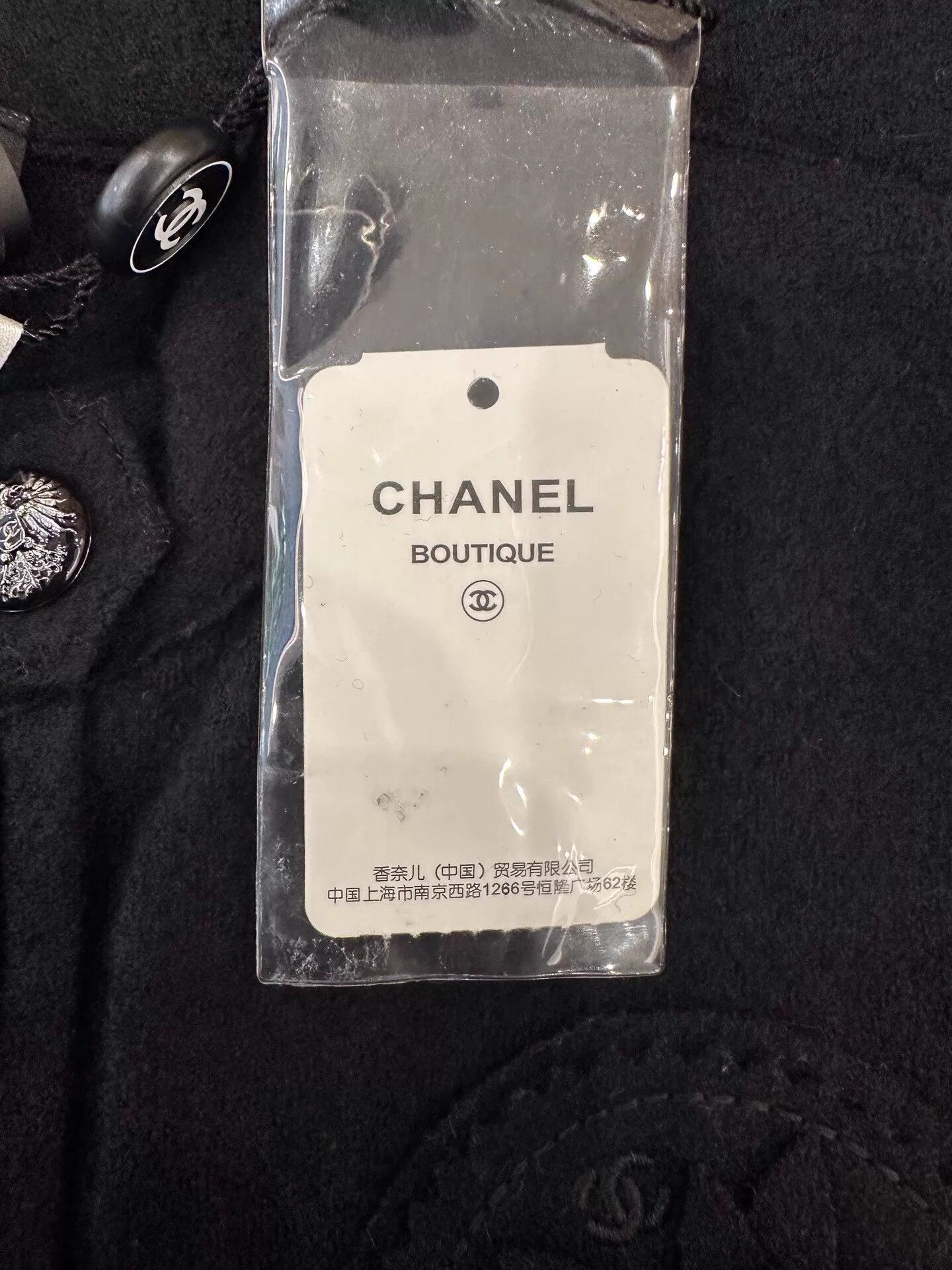 Chanel Chanel Embro CC Flower Heart Logo Black Shirtdress 40 Size M / US 6-8 / IT 42-44 - 7 Thumbnail