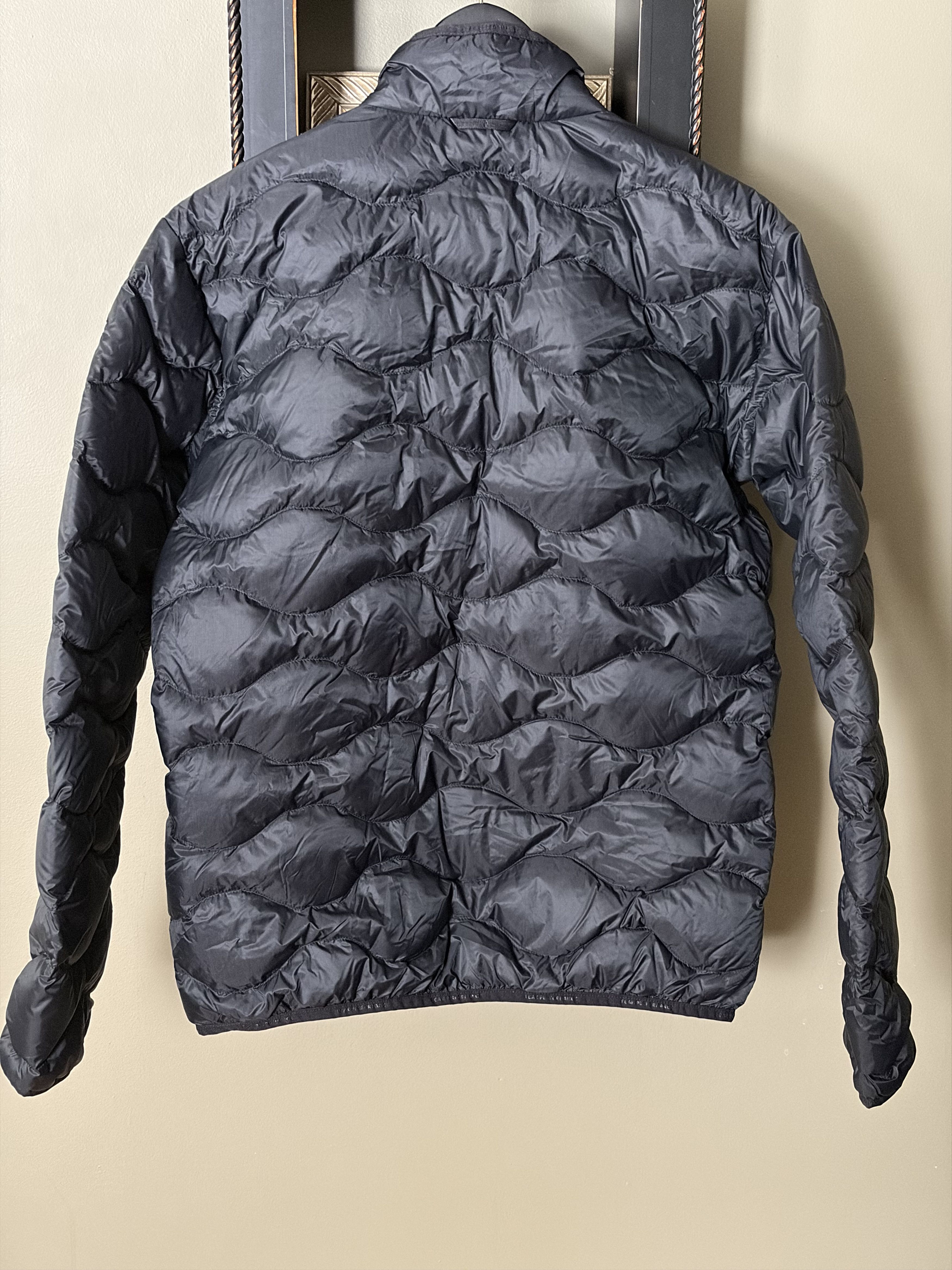 Peak Performance Peak Performance black helium puffer men's large NWT Size US L / EU 52-54 / 3 - 4 Thumbnail