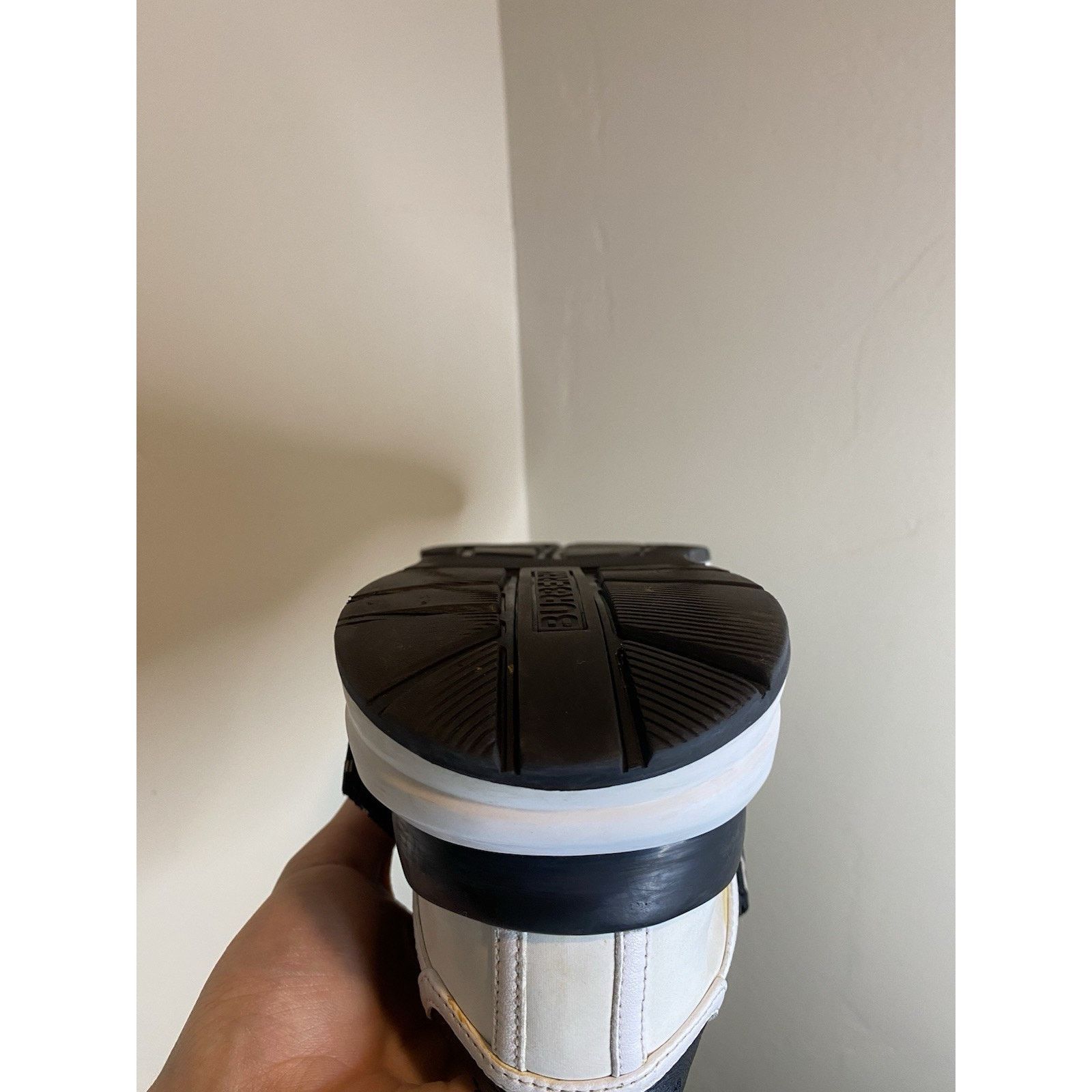 Burberry Burberry Ronnie Sneaker | Size 8 US (41 EU ) Size US 8 / EU 41 - 11 Thumbnail