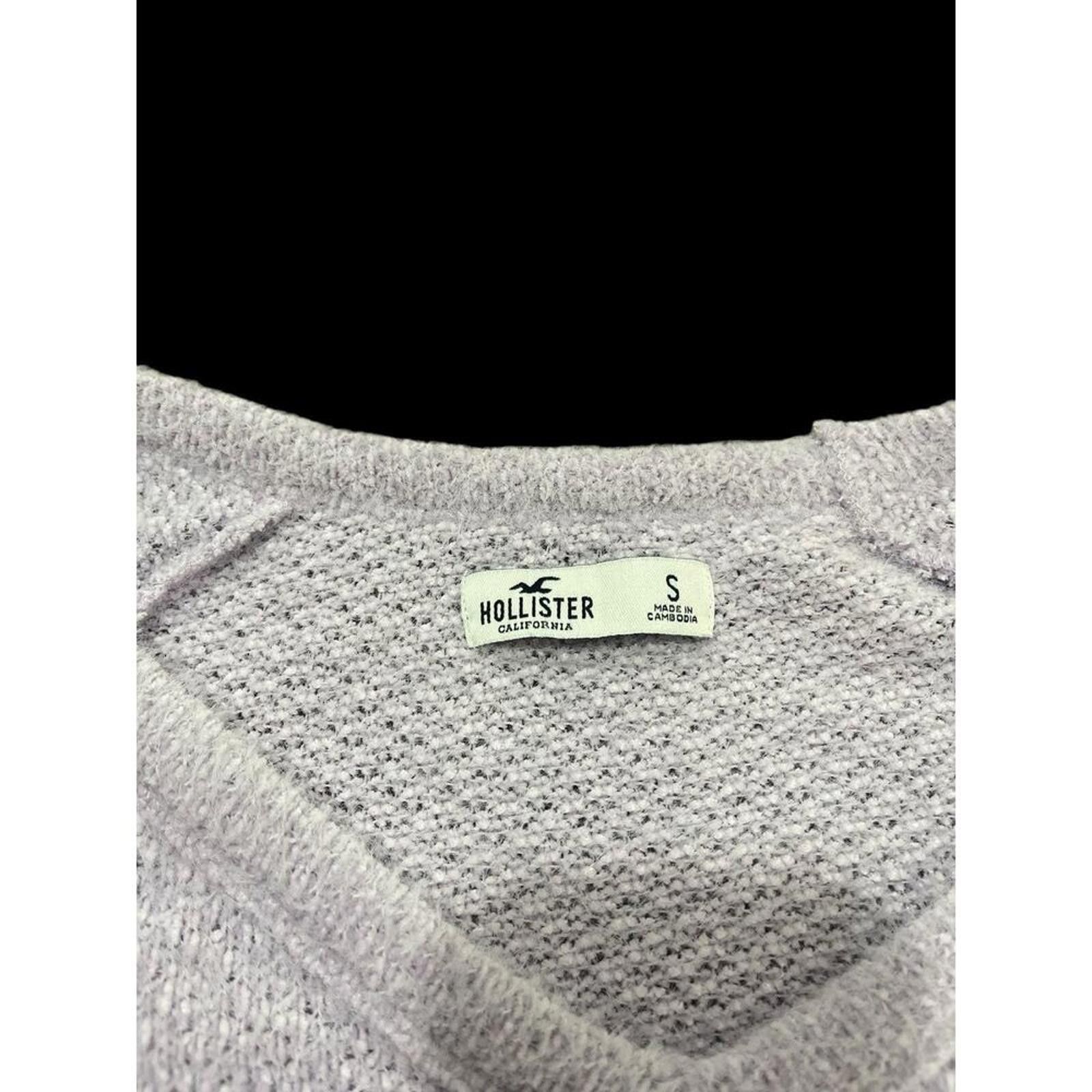 Unknown London Cozy V-Neck Lightweight Sweater for Women Size ONE SIZE - 5 Thumbnail