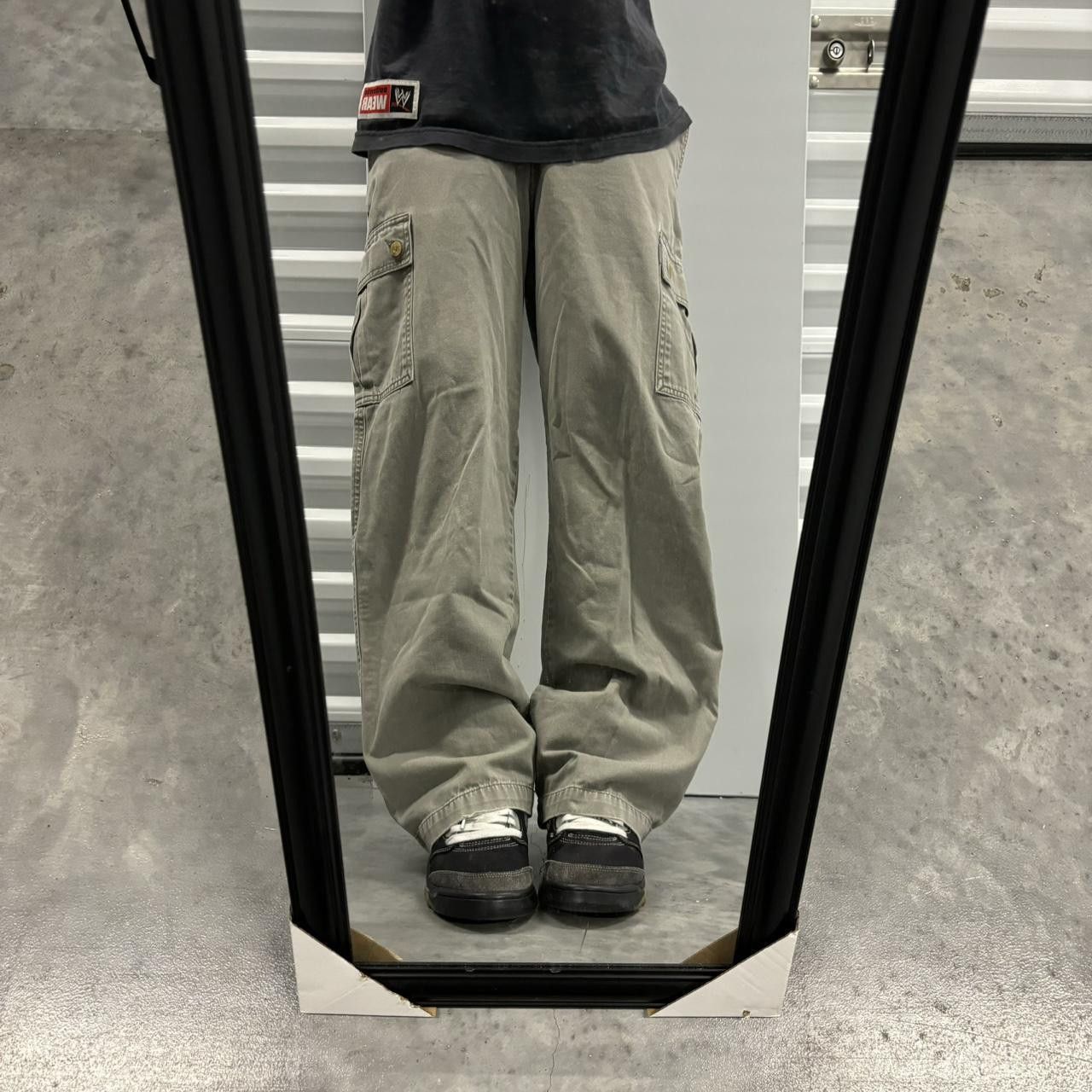 Japanese Brand × Vintage Crazy Vintage Y2K/2000s Baggy Khaki Skater Cargo Pants! Size US 26 / EU 42 - 1 Thumbnail