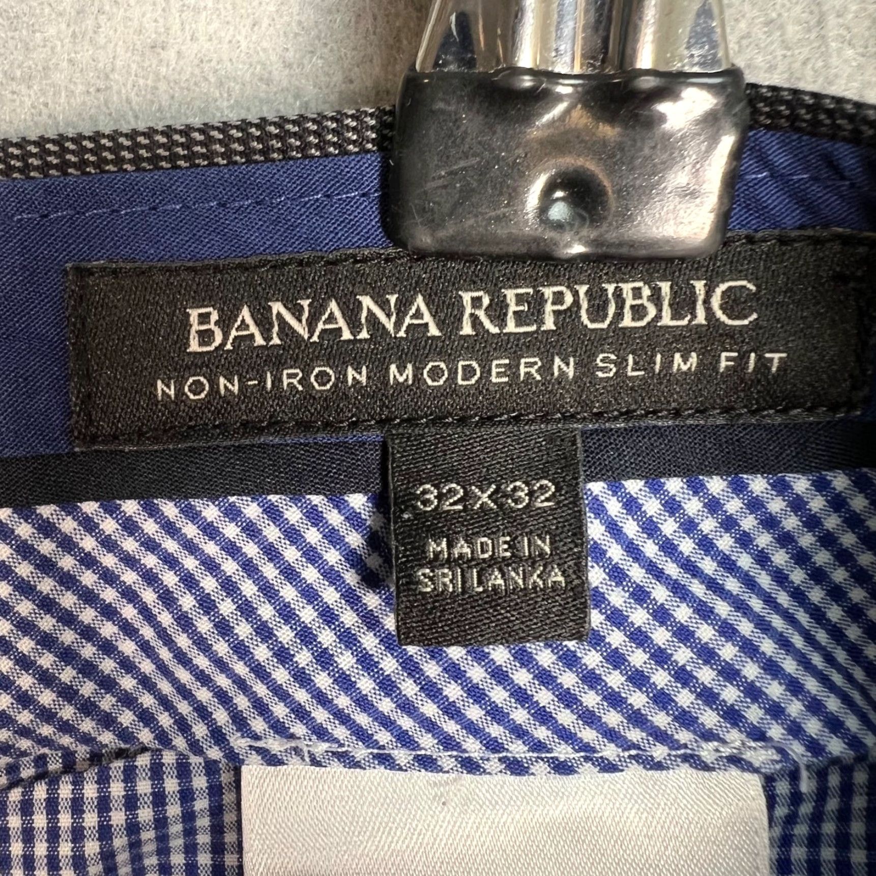 Banana Republic Banana Republic Mens Pants Slim Fit 32 x 32 Gray 100% Cotton Non-Iron Dress Pants Mens Slim Gray Banana Republic 32x32 Vintage: No | Formal Size US 32 / EU 48 - 3 Thumbnail