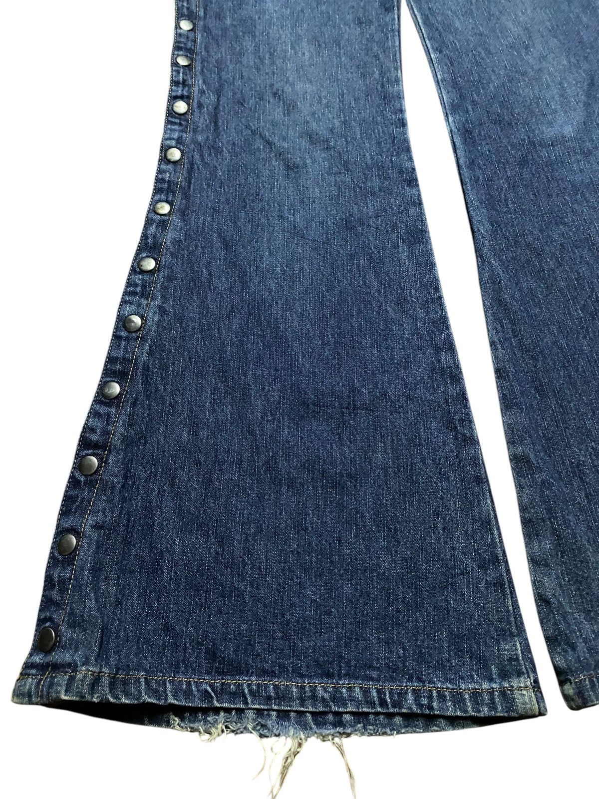 Japanese Brand Y2K Japanese Brand Back&Forth Botton Leg Super Flare Jeans Size US 28 / EU 44 - 7 Thumbnail