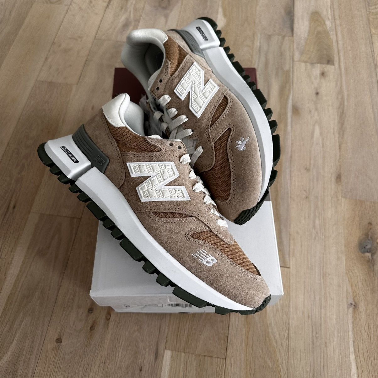 Kith × New Balance Kith x new balance 1300 Size US 7.5 / EU 40-41 - 1 Thumbnail