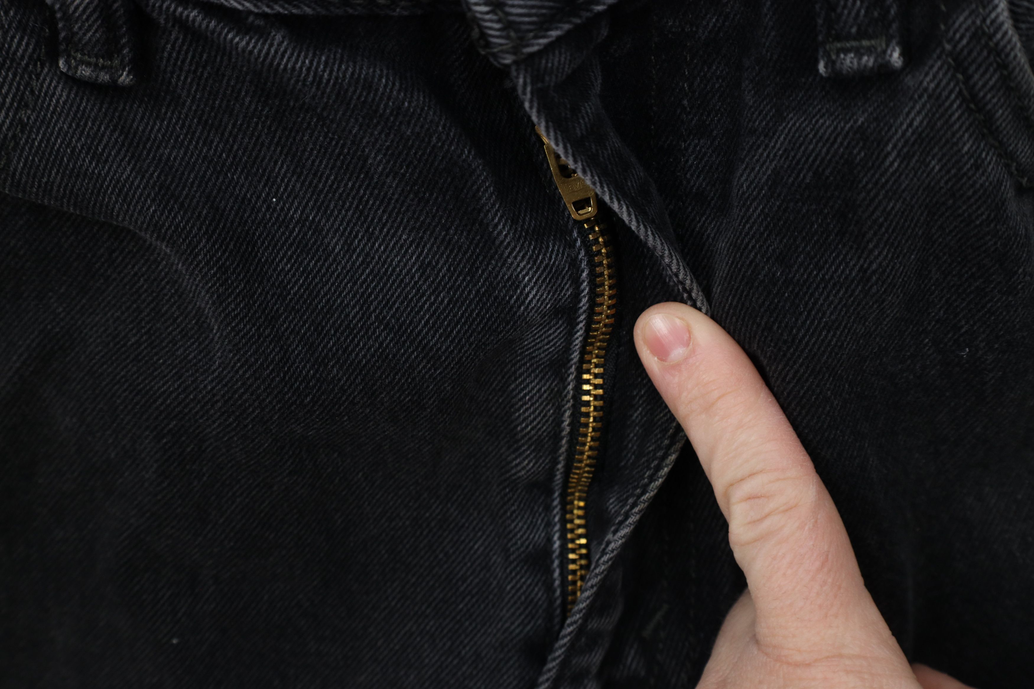 Levi's × Vintage Vintage Y2K Levis 505 Regular Fit Denim Jeans Black Cotton Size US 36 / EU 52 - 7 Thumbnail