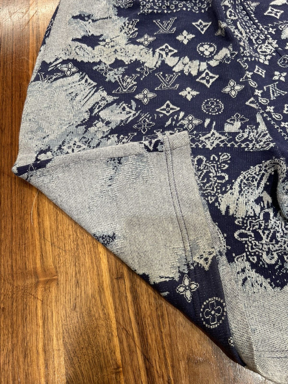 Louis Vuitton LOUIS VUITTON BANDANA SHORTS Size US 32 / EU 48 - 18 Thumbnail