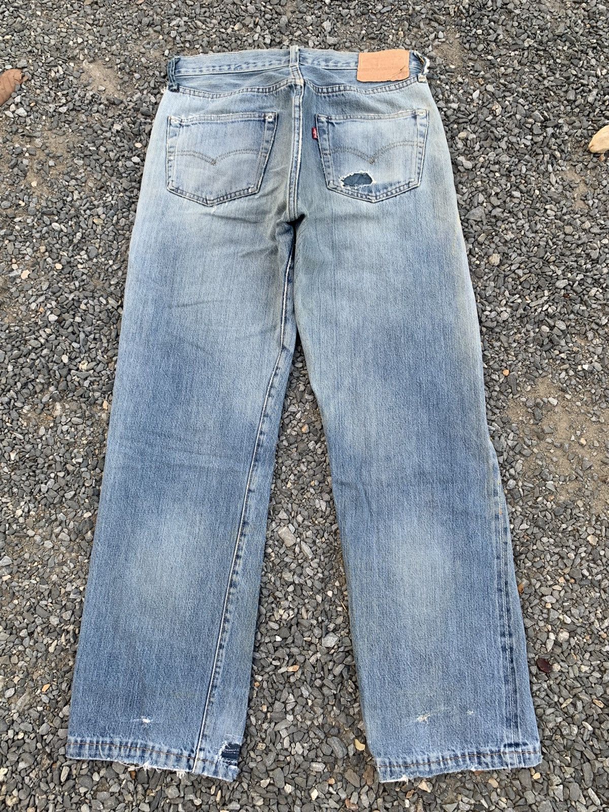 Levi's Vintage Clothing VINTAGE LEVI'S 501 BIG E #555 SELVEDGE DISTRESSED DENIM Size US 30 / EU 46 - 2 Thumbnail