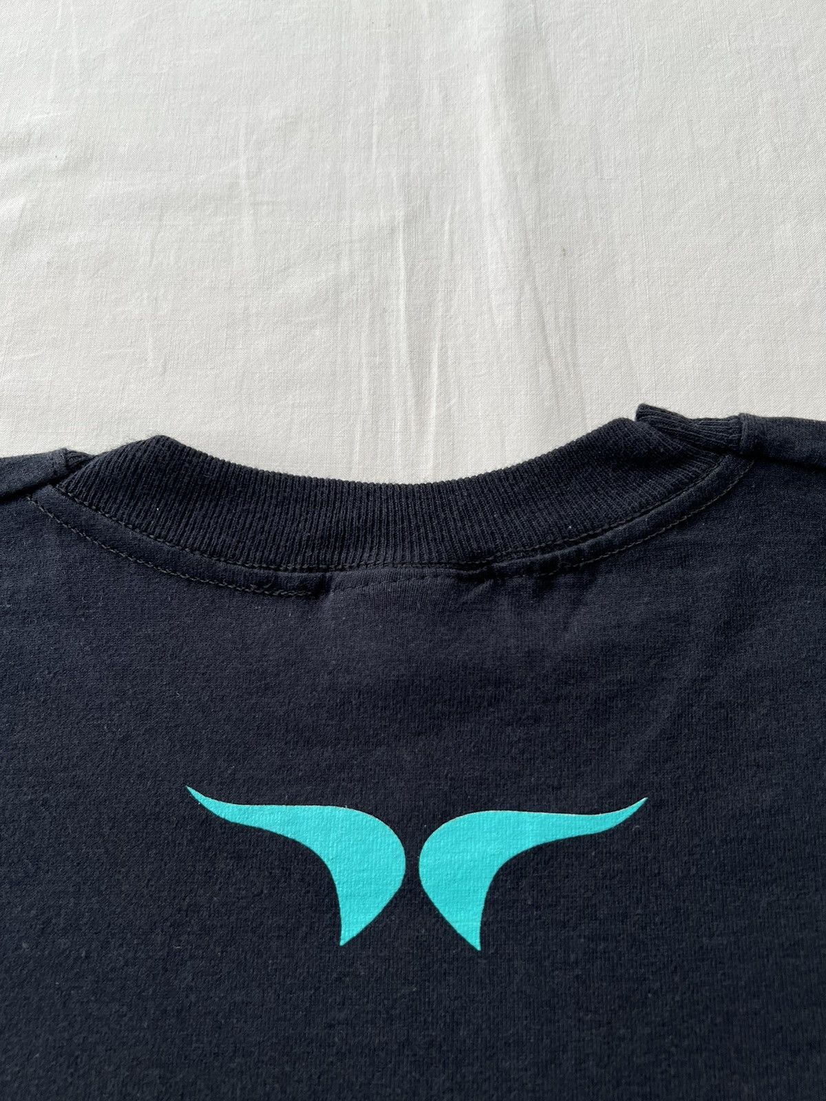 Formula 1 Vintage 90s Red Bull Sauber Petronas C18 F1 Formula 1 Tee Size US L / EU 52-54 / 3 - 11 Thumbnail