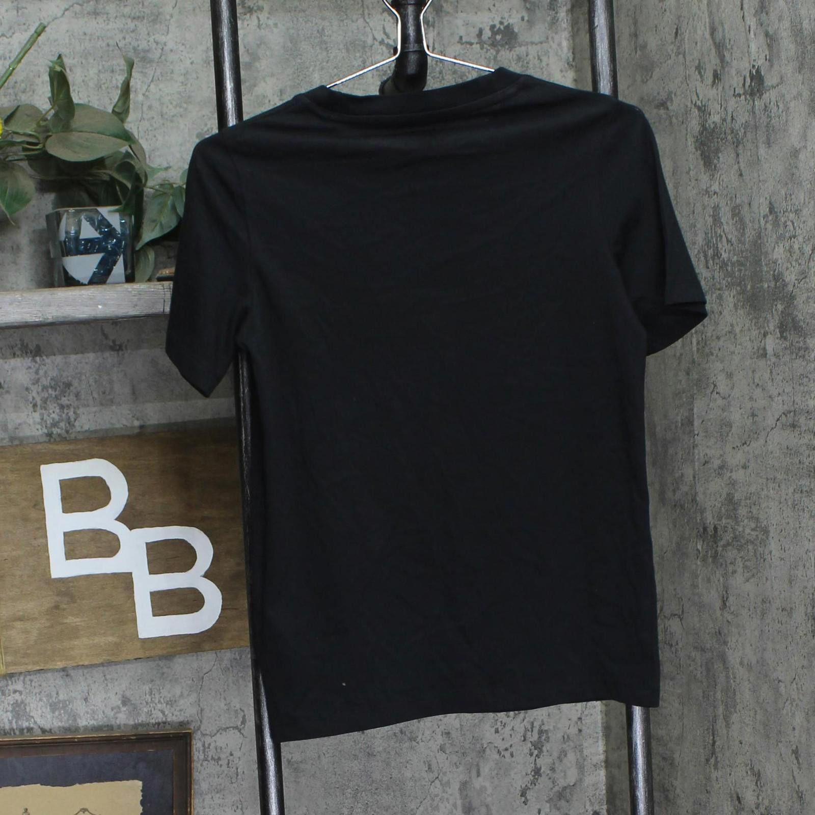 Reebok Nwt Reebok Womens Graphic Big Logo Tee Hb2271 Black Xs Size XS / US 0-2 / IT 36-38 - 2 Thumbnail