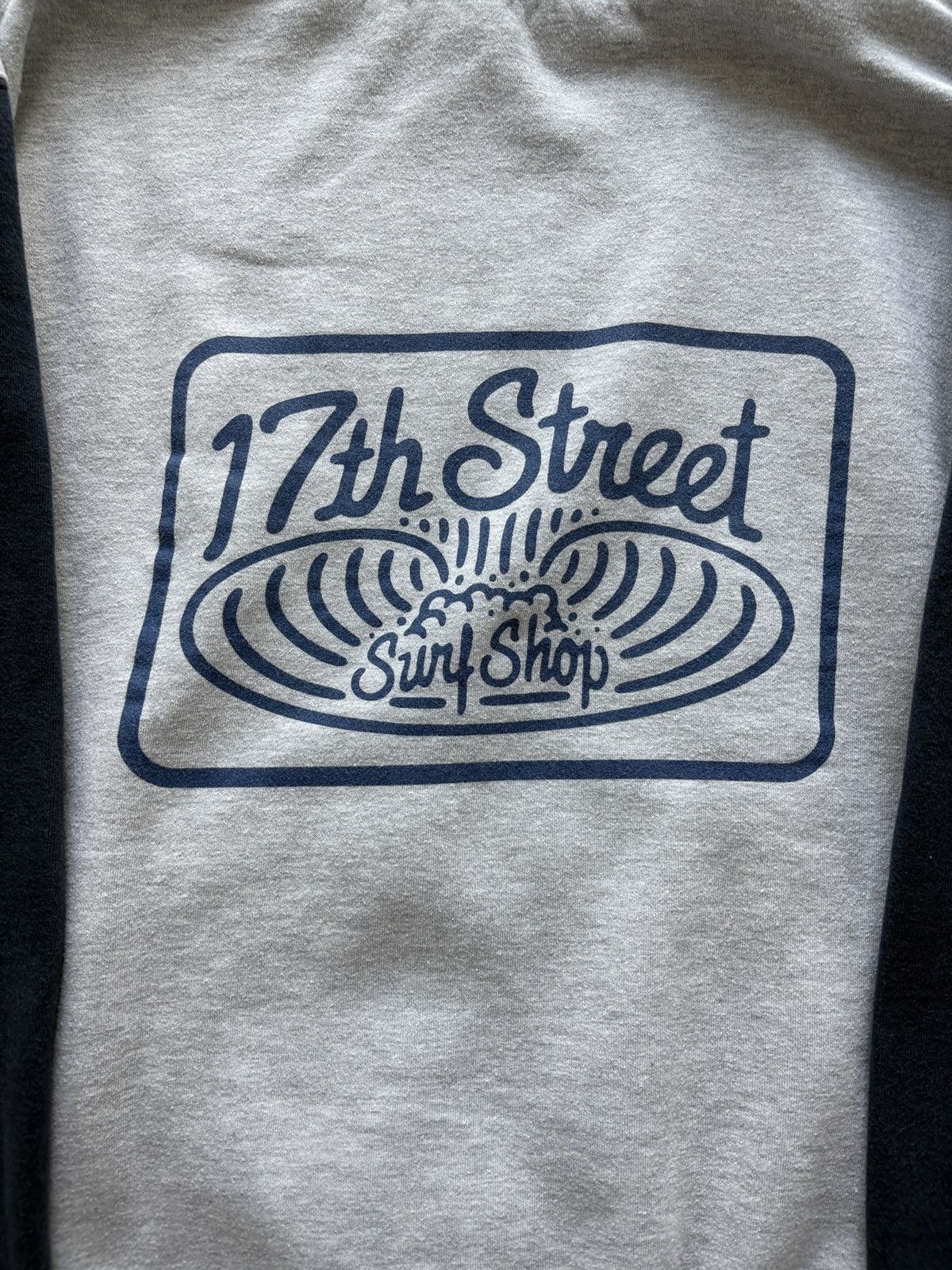 Vintage Vintage Y2K 17th Street Surf Shop Hoodie Size US M / EU 48-50 / 2 - 5 Thumbnail