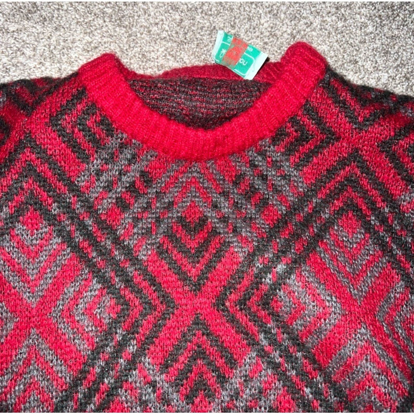 United Colors Of Benetton VTG Benetton CREWNECK Sweater Ski Men M Red ITALY Size US M / EU 48-50 / 2 - 2 Thumbnail