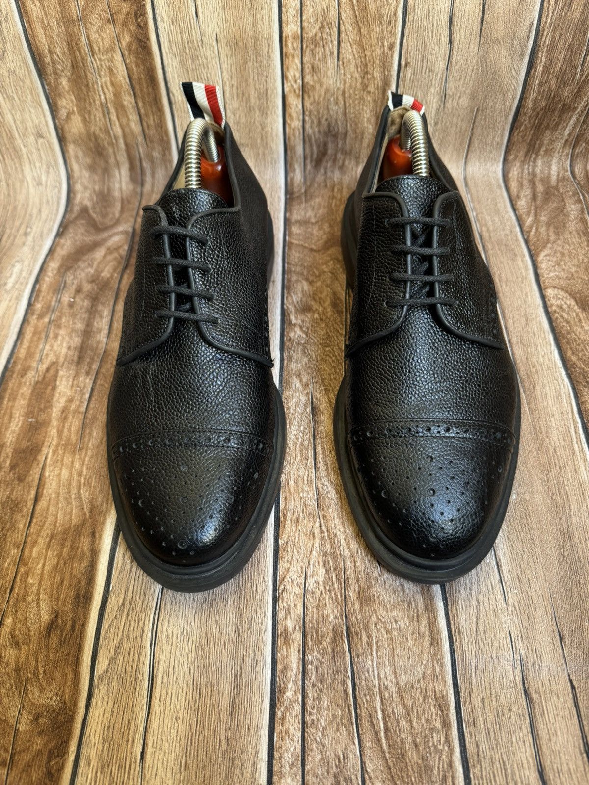 Designer × Thom Browne Pebble grain lightweight rubber sole derby Size US 7 / EU 40 - 3 Thumbnail