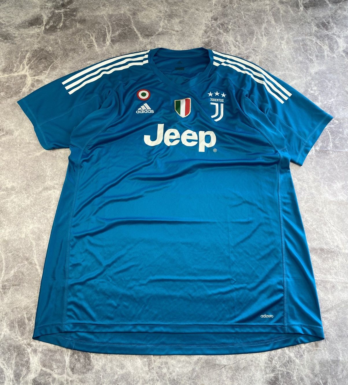 Adidas Juventus #1 BUFFON jersey 2017/19 goalkeeper shirt AZ8714 Size US XXL / EU 58 / 5 - 1 Thumbnail