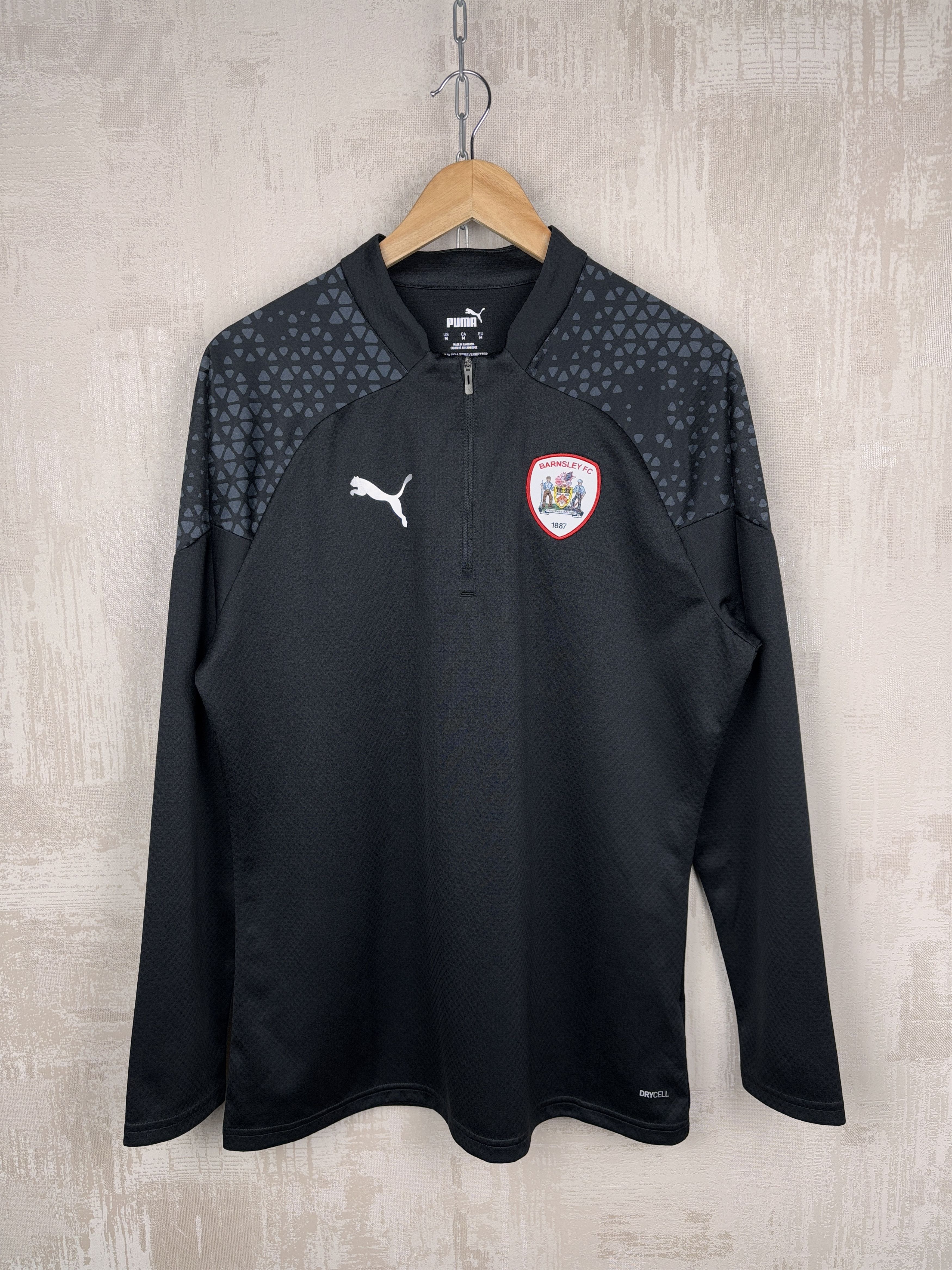 Puma Barnsley FC Training 1/4 Zip Top Pullover Long Sleeve Soccer Size US M / EU 48-50 / 2 - 2 Thumbnail