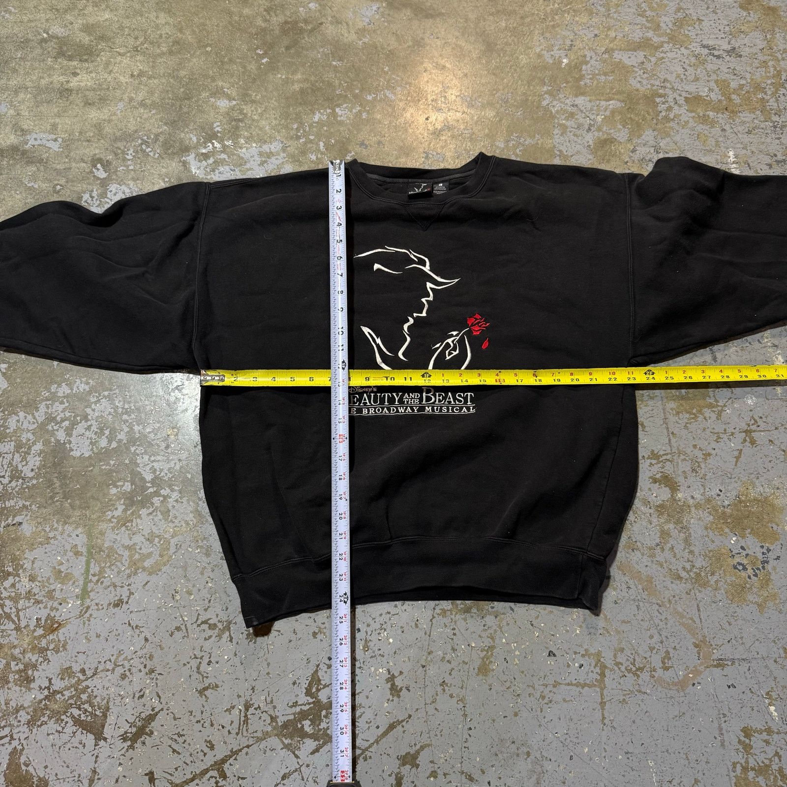 Disney Vintage Disney Beauty And The Beast Broadway Crewneck Sz L Size L / US 10 / IT 46 - 6 Thumbnail