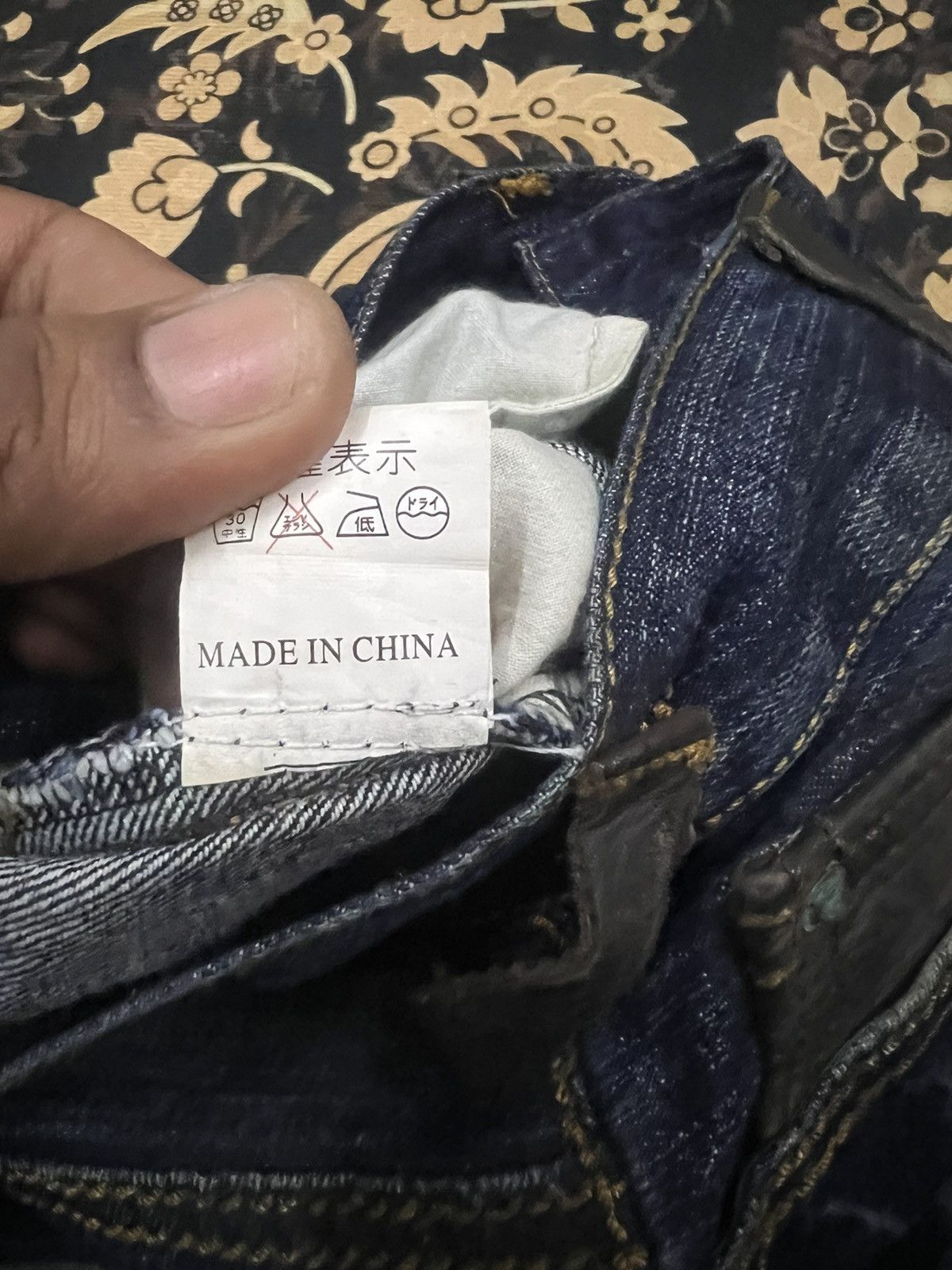 Japanese Brand × Vintage FLARED🔥SICK‼️UNKNOWN DISTRESSED DENIM PANT Size US 29 - 10 Thumbnail