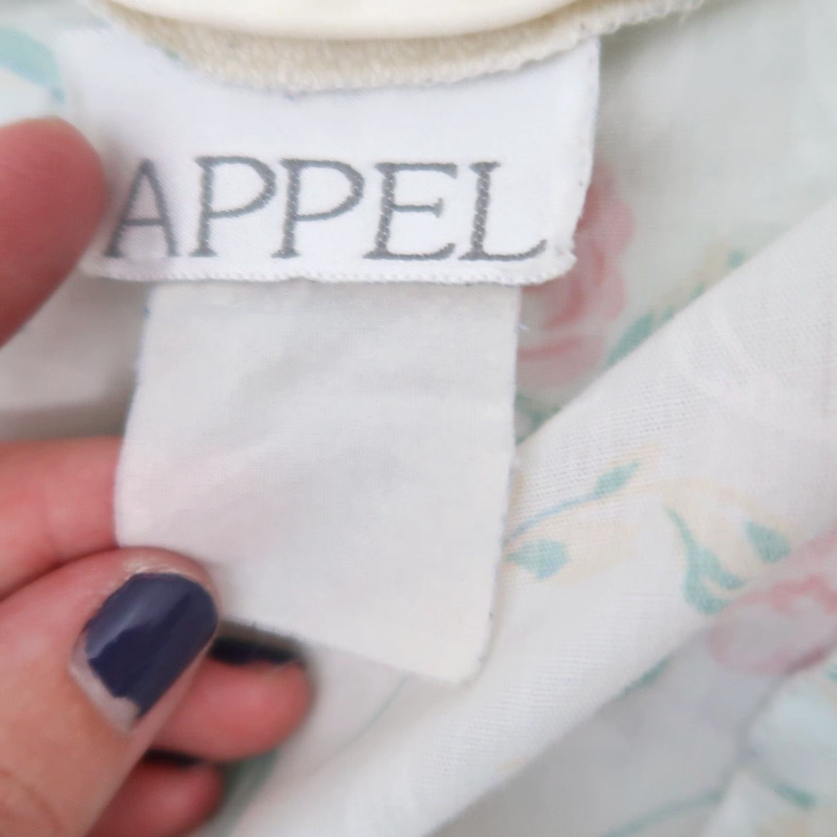 Vintage **Vintage 80s Appel Cream and Pink Floral Print Robe** User: Vintage 80s Appel Cream and Pink Floral Print Robe M Size ONE SIZE - 5 Thumbnail