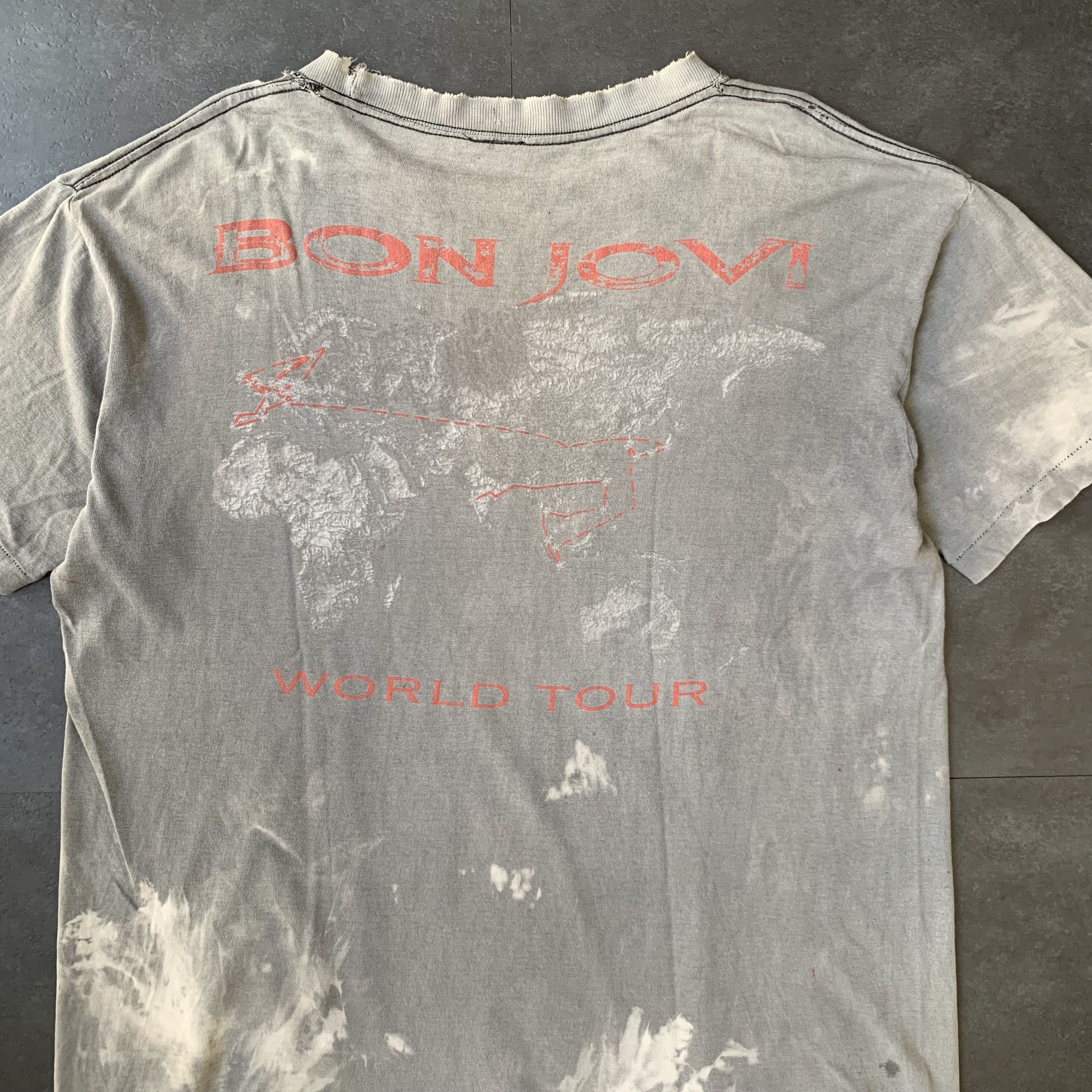 Vintage Faded Vintage 1990s Bon Jovi Crossroads Band Tee Shirt Size US XL / EU 56 / 4 - 5 Thumbnail