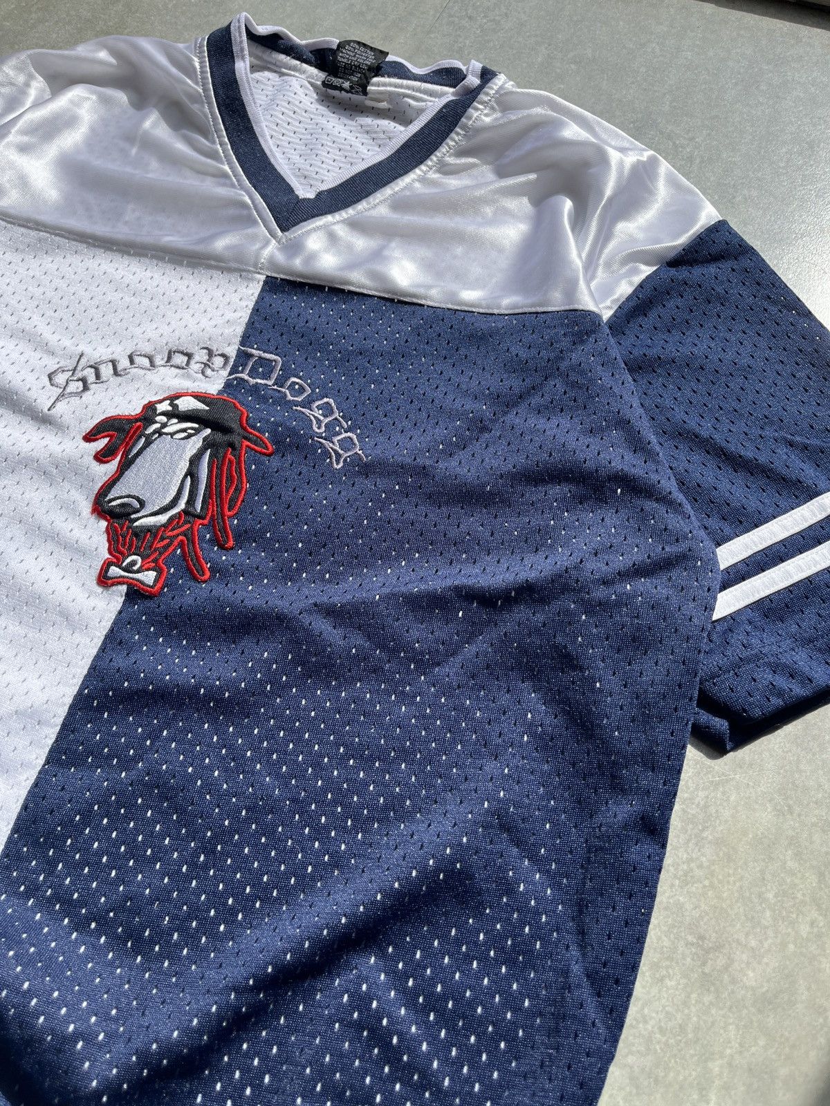 Snoop Dogg White & Navy Blue Snoop Dogg Jersey Early 2000s - Rare Find Size US L / EU 52-54 / 3 - 5 Thumbnail