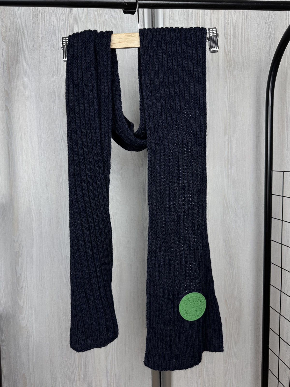 Canada Goose Canada Goose Rabbit Hair Wool Green patch navy blue scarf Size ONE SIZE - 2 Thumbnail