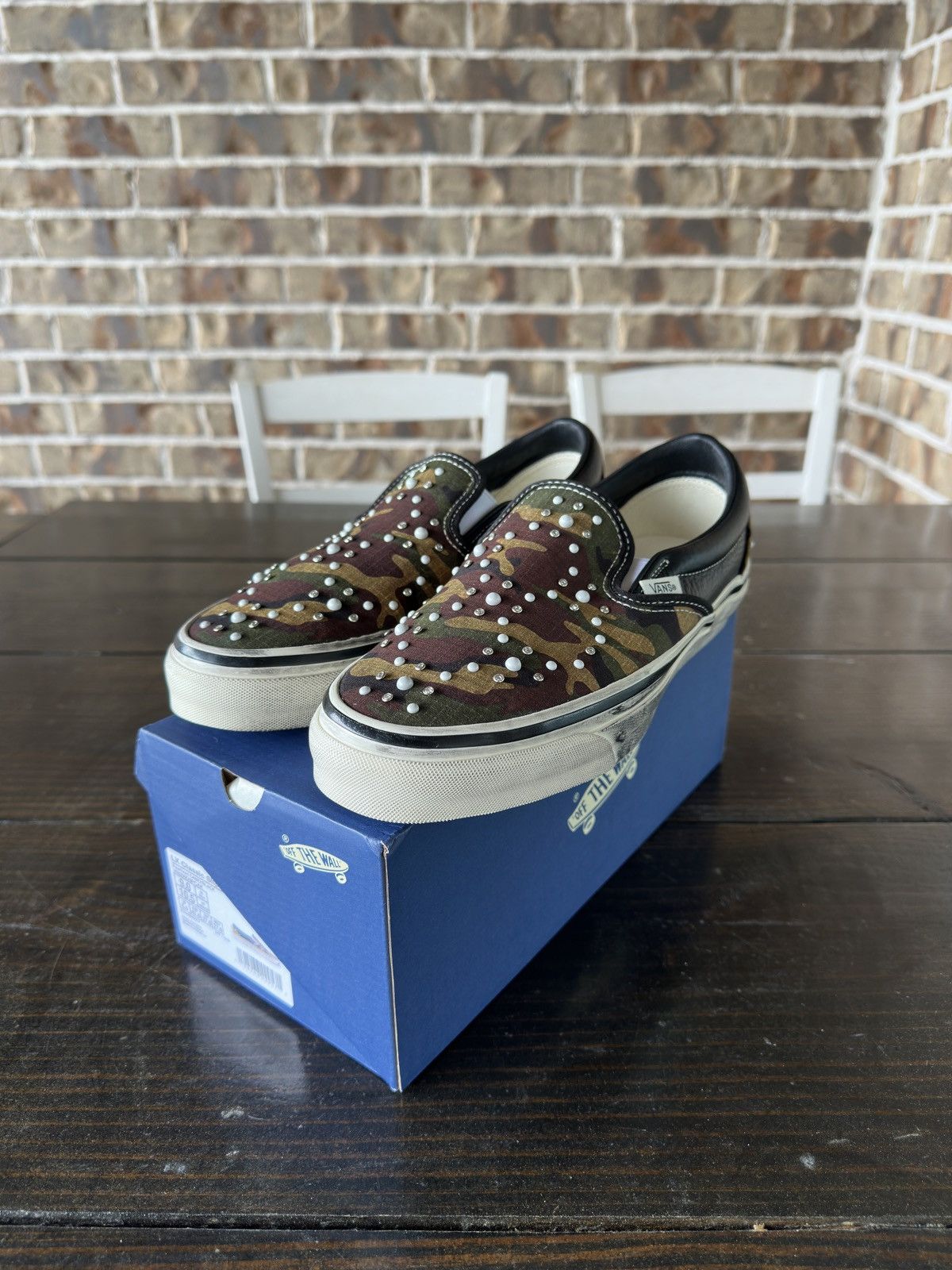 Vans Vans Pearlized Camo Slip On Low Size US 10 / EU 43 - 1 Thumbnail