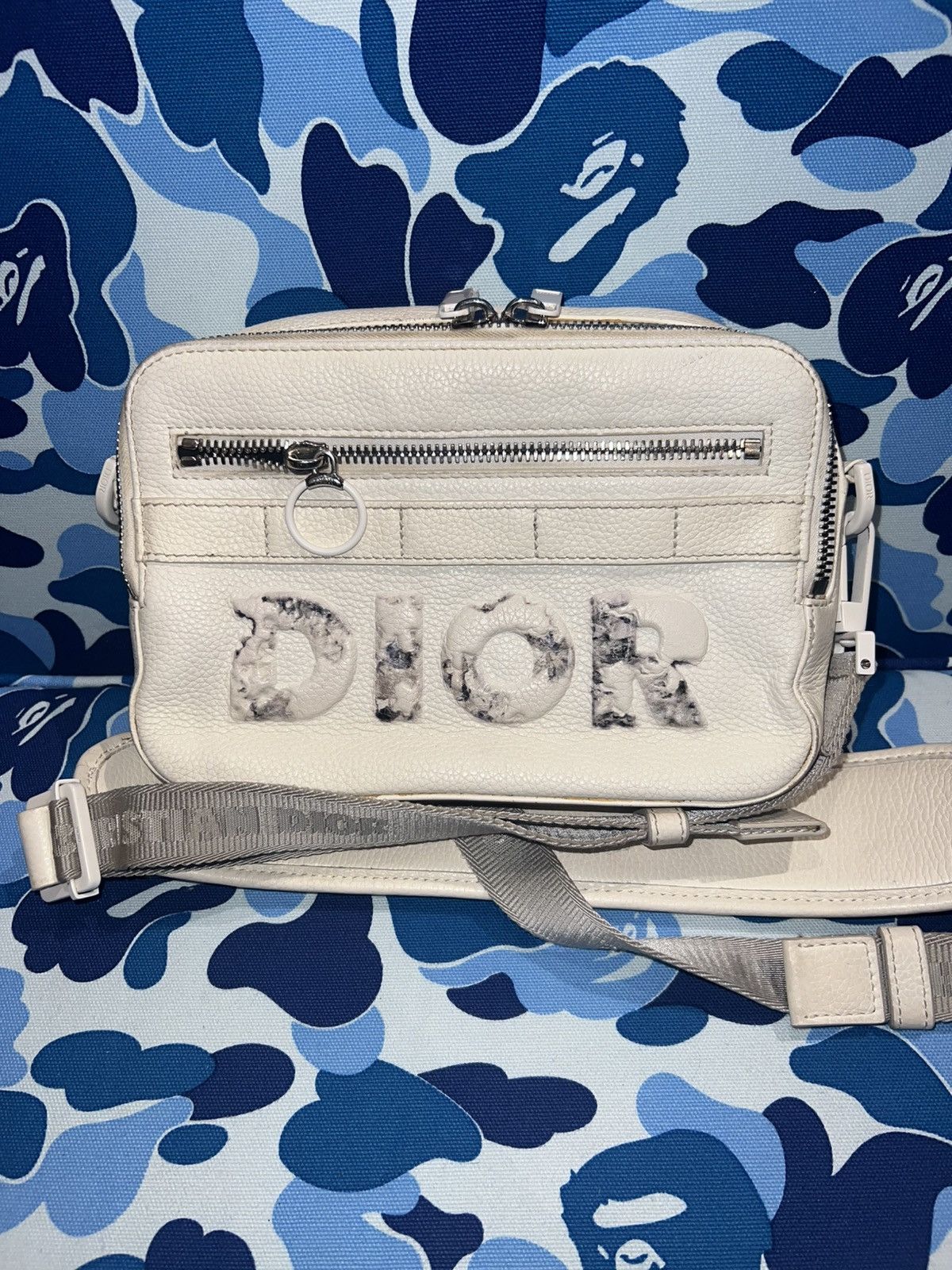 Daniel Arsham × Dior Dior daniel arsham messenger bag Size ONE SIZE - 1 Thumbnail