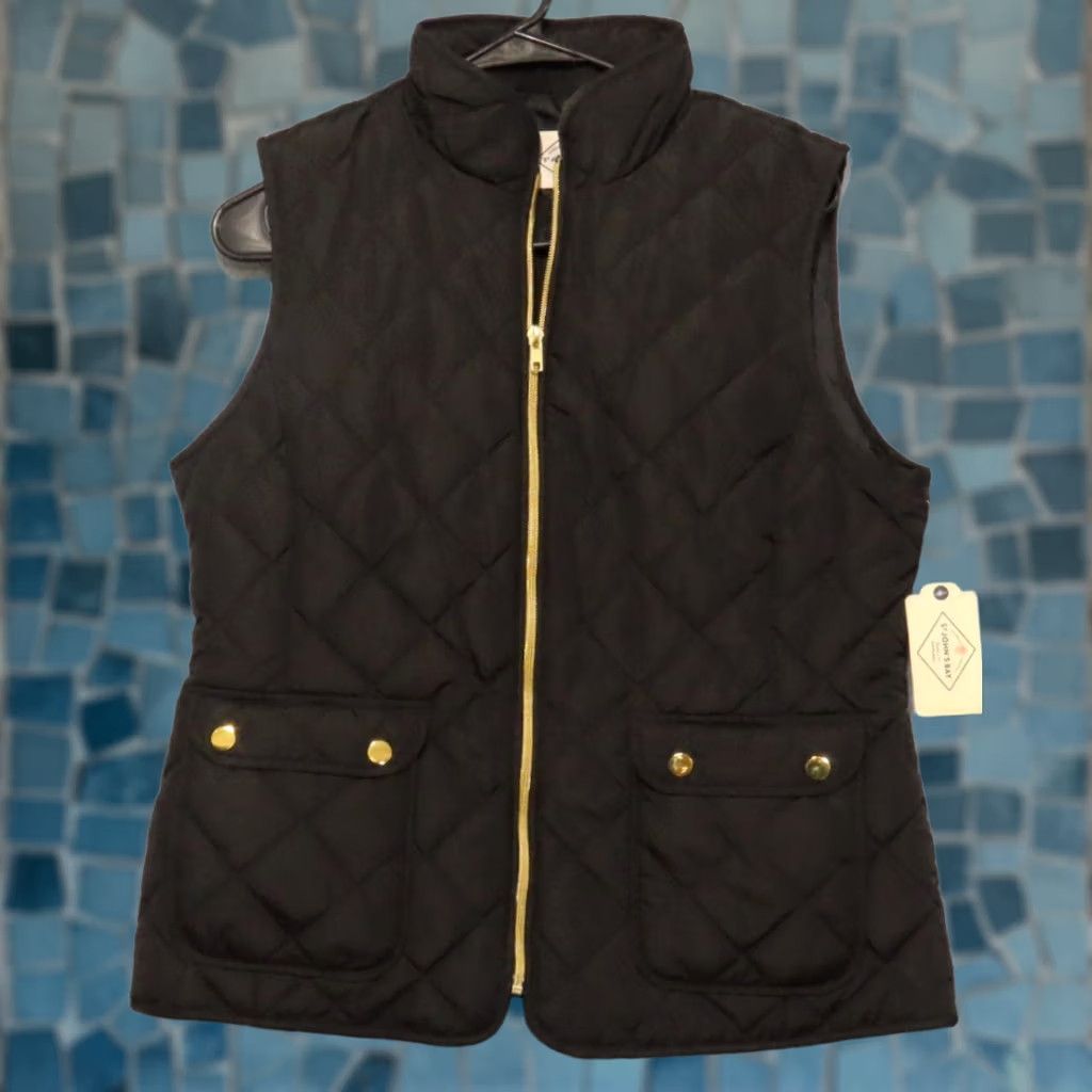 Vintage St. John’s Bay Women’s Black Quilted Full Zip Puffer Vest Size M Size M / US 6-8 / IT 42-44 - 1 Thumbnail