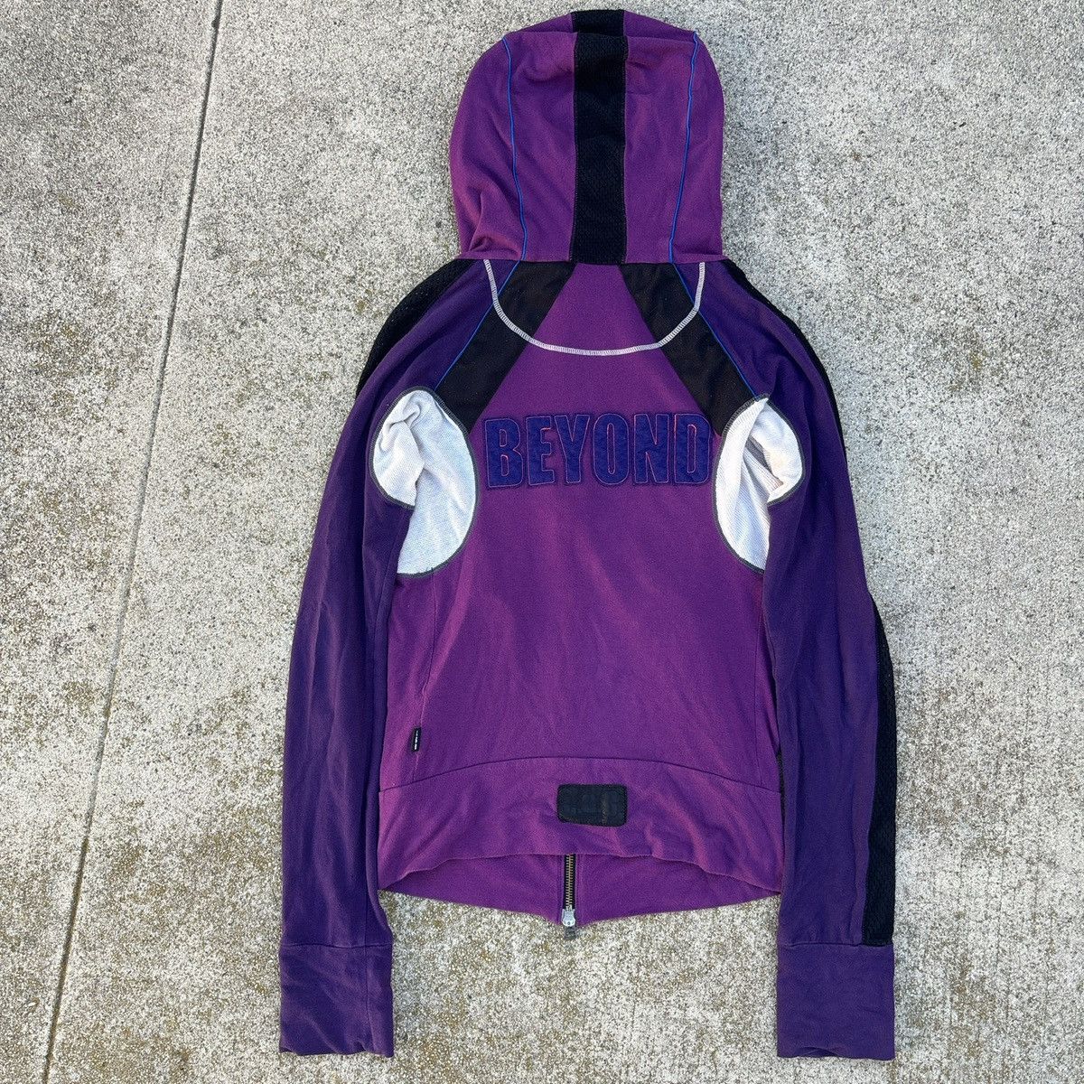 Le Grande Bleu (L.G.B.) LGB Boxer Hoodie Purple “BEYOND” Size US XS / EU 42 / 0 - 3 Thumbnail
