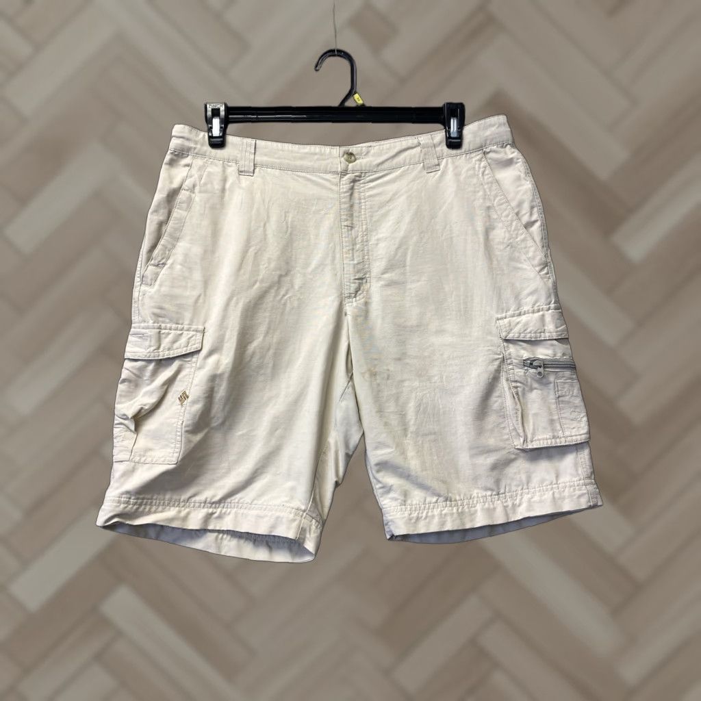 Vintage Columbia Cargo Shorts Men Medium Khaki Tan 34-97 Belted Pockets Outdoor Hiking Size US 31 - 1 Thumbnail
