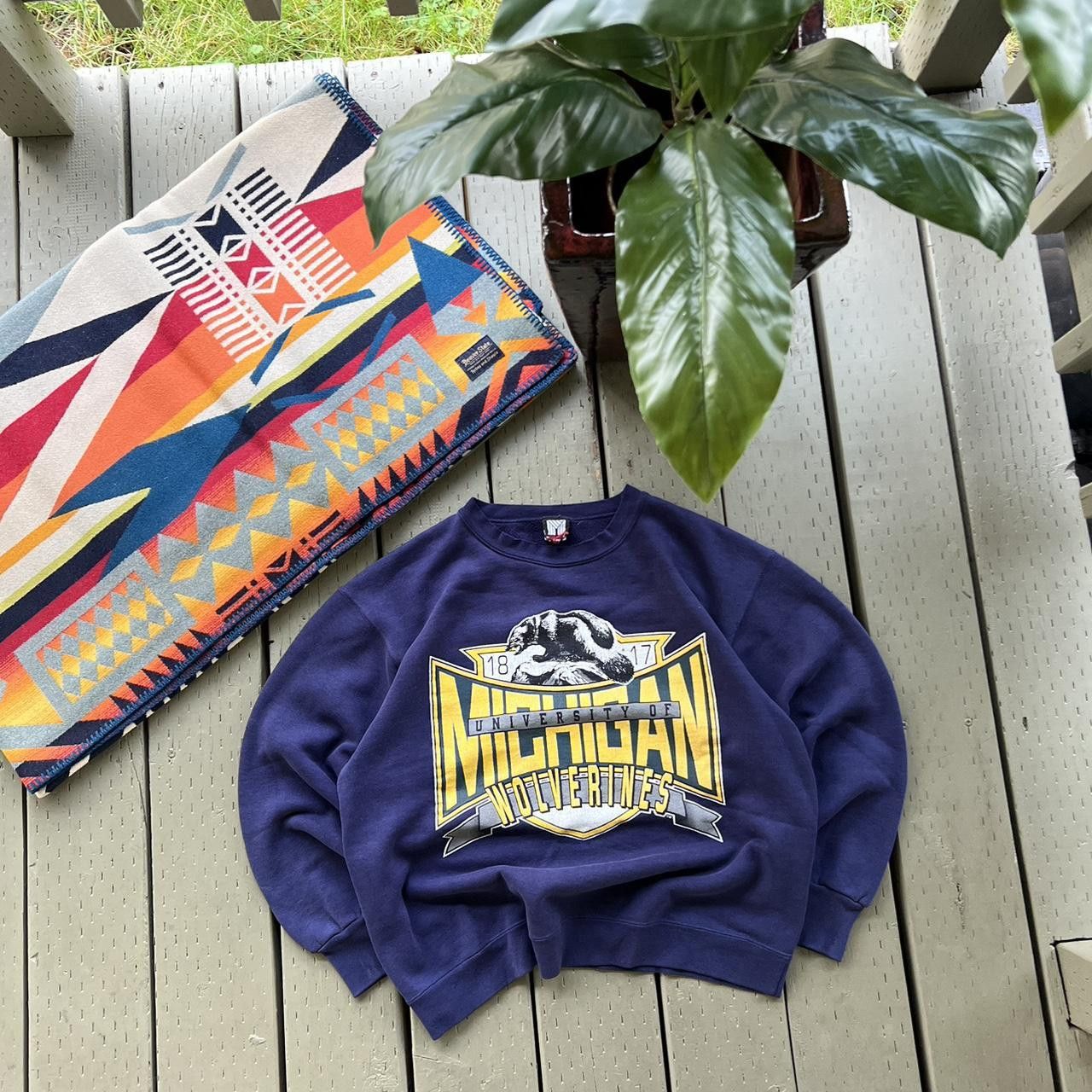 Vintage Vintage Michigan Wolverines Sweatshirts Size US M / EU 48-50 / 2 - 5 Thumbnail