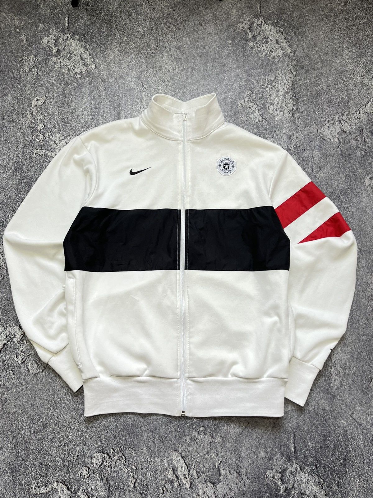 Nike × Vintage Nike Manchester United Swoosh Logo Zip Up Hoodie Size US M / EU 48-50 / 2 - 1 Thumbnail
