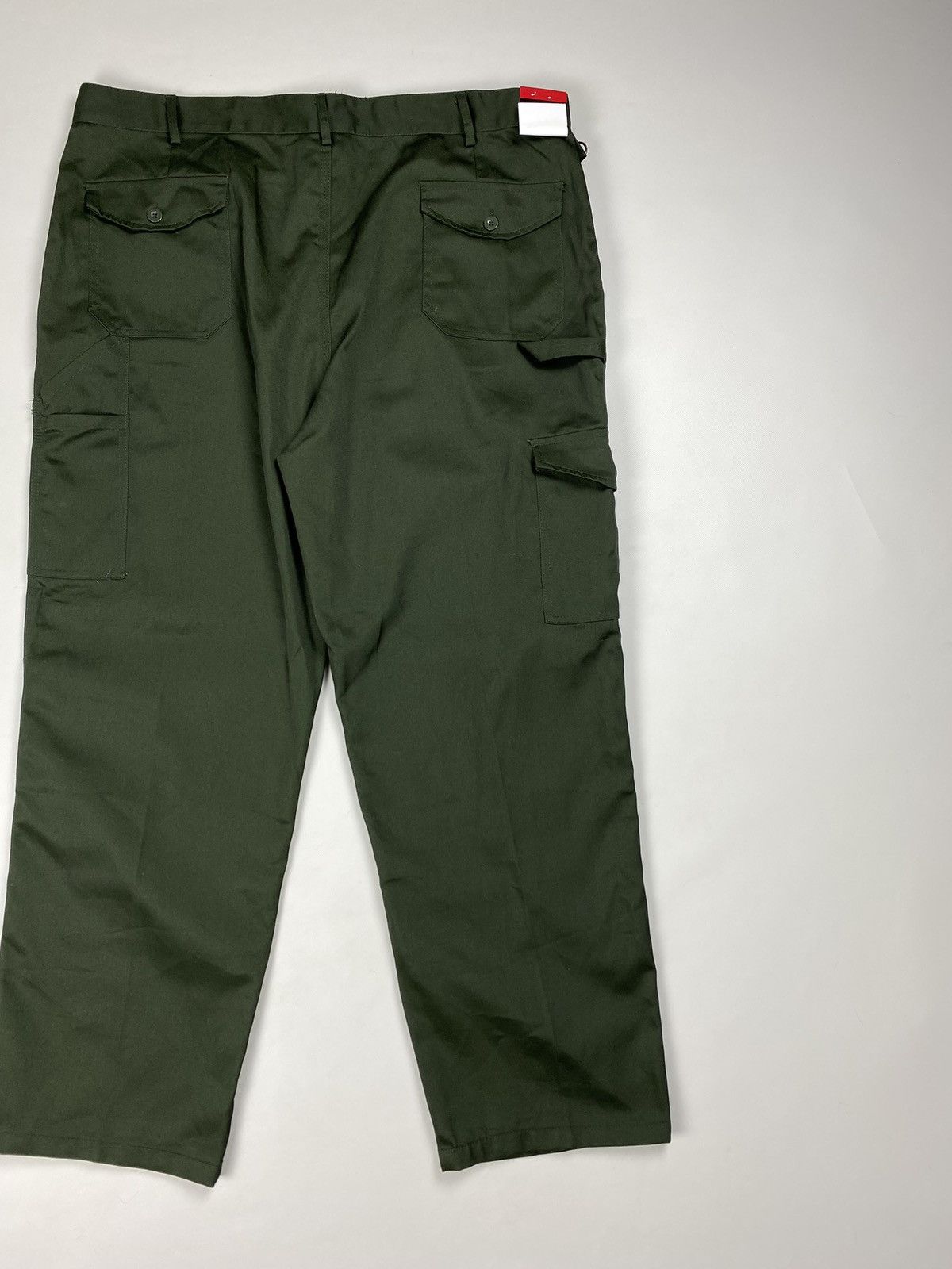 Dickies BNWT! Dickies Workwear men’s cargo pants trousers Size US 42 / EU 58 - 20 Thumbnail