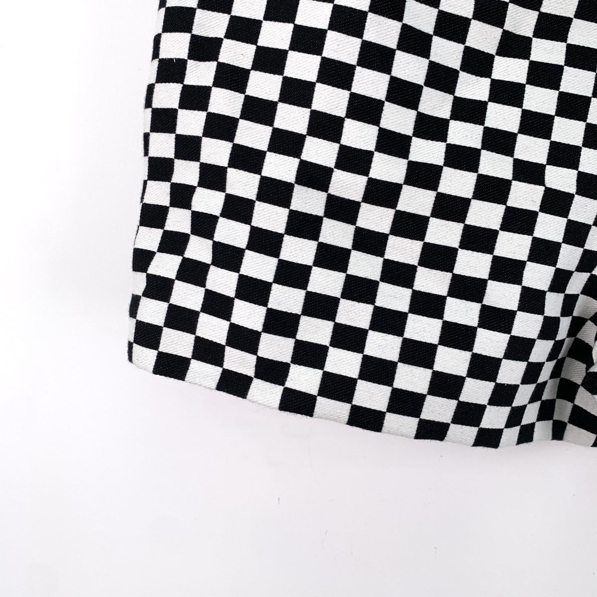 Dior Christian Dior Black & White Checkered Casual Shorts K26WX Size 27" / US 4 / IT 40 - 4 Thumbnail