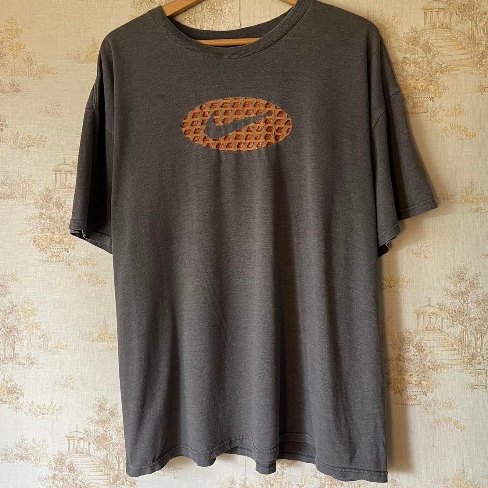 Nike Y2K Nike Waffle Sole Graphic Tee | Faded Gray | Size XL Size US XL / EU 56 / 4 - 2 Thumbnail