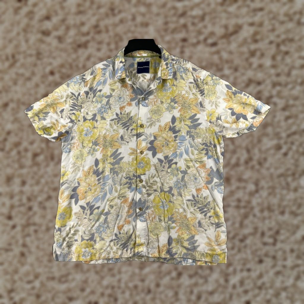 Tommy Bahama Tommy Bahama Shirt Men XL Yellow Floral 60s Look 100% Tencel Beach Aloha Vacation Resort Vintage No Size US XL / EU 56 / 4 - 1 Thumbnail