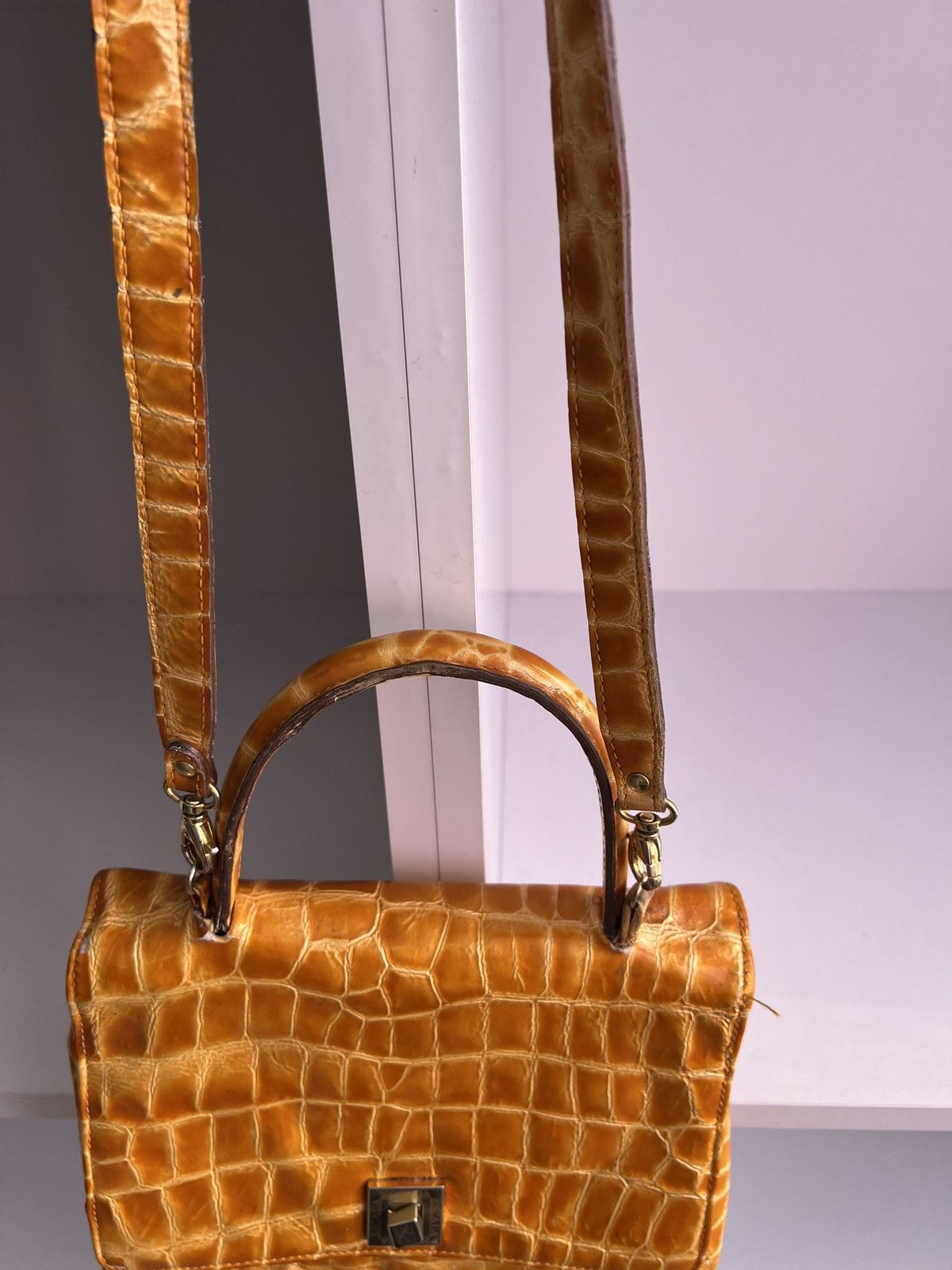 Designer × Escada × Vintage Vintage ESCADA Shoulder Bag Crocodile Pattern Leather Size ONE SIZE - 10 Thumbnail