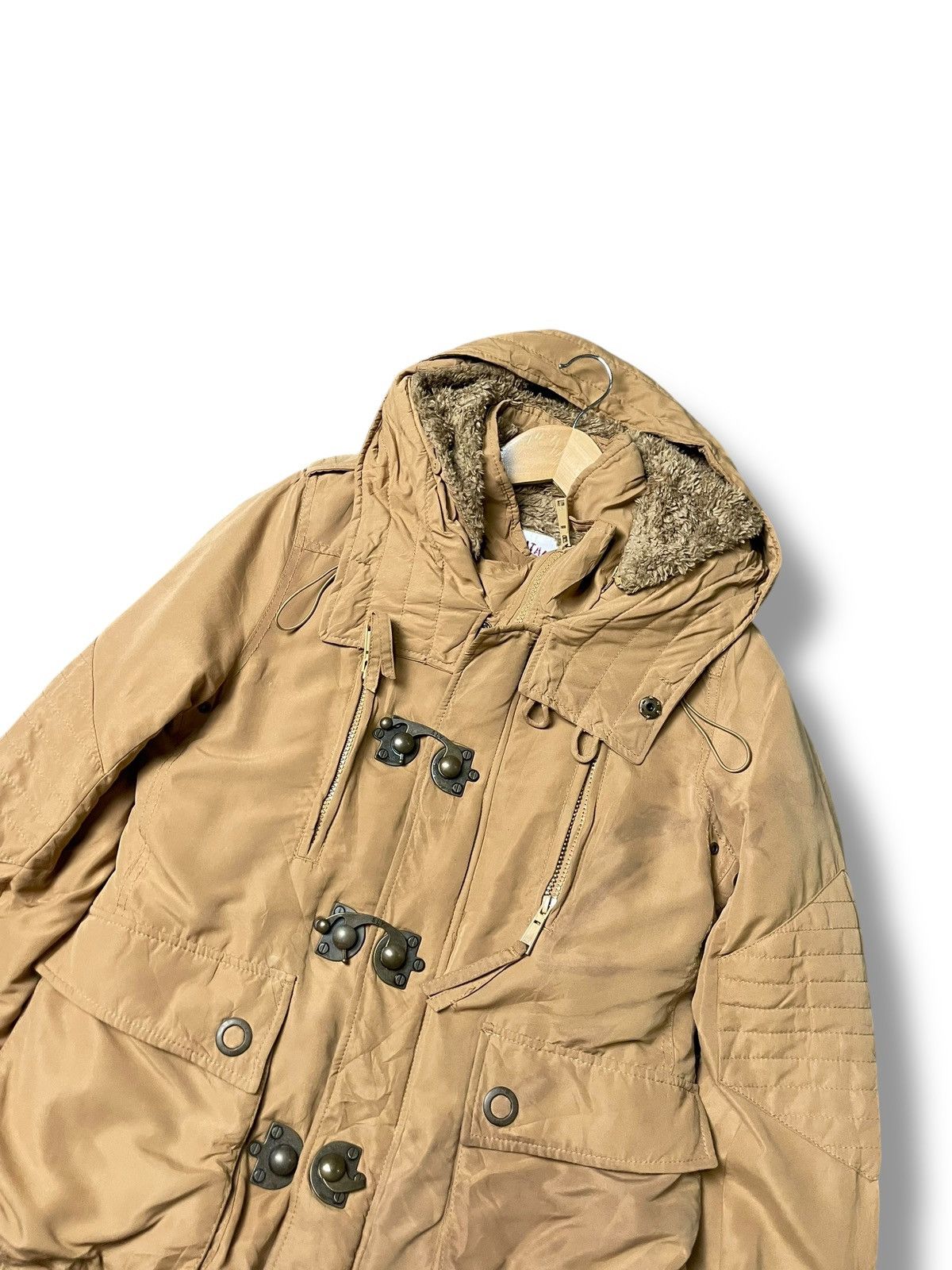 If Six Was Nine × Japanese Brand × Le Grande Bleu (L.G.B.) SLY Military Amelia Brand Fur Jacket (64) Size US XXS / EU 40 - 7 Thumbnail