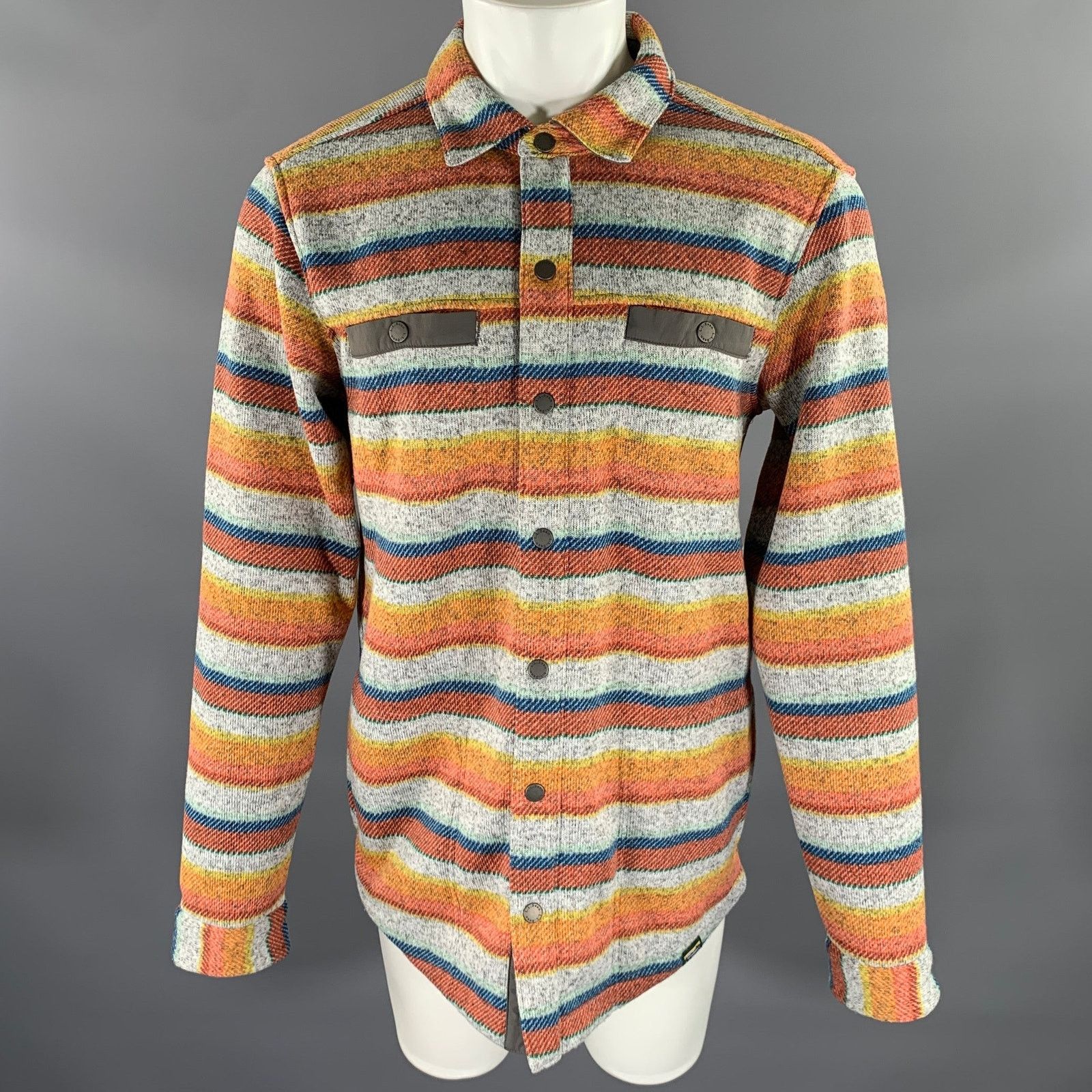 L.L.BEAN M Multi-Color Polyester Snaps Long Sleeve Shirt