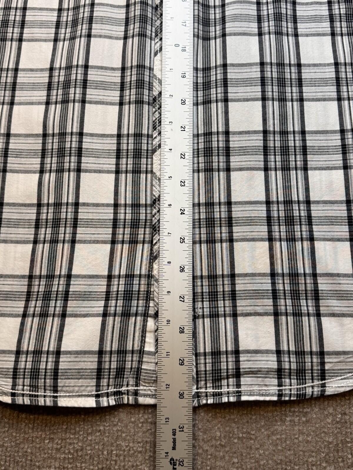 Helix Helix Men's XL Gray Plaid Sleeveless Button Down [737] Size US XL / EU 56 / 4 - 8 Thumbnail