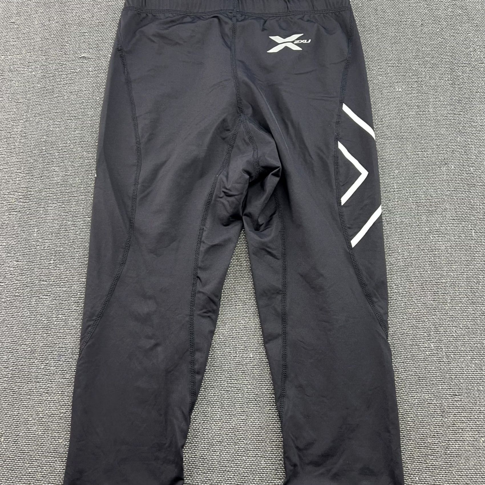 2XU 2XU Mens 7/8 Compression Pants M Medium Black Tights Capri Spandex Elite Performance Athletic Pants Mens Track Style Sports Activewear Clothing Size US 31 - 3 Thumbnail