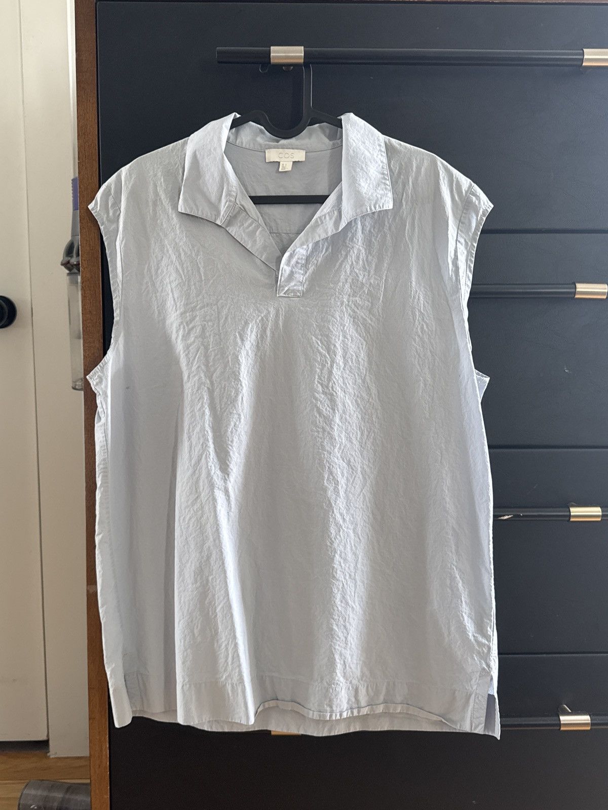 Cos Sleeveless collared shirt Size US S / EU 44-46 / 1 - 2 Thumbnail